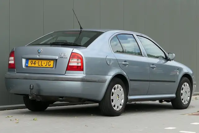 Skoda Octavia view 2