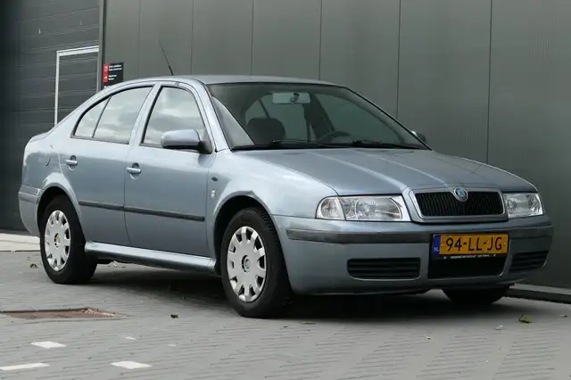 Skoda Octavia view 11