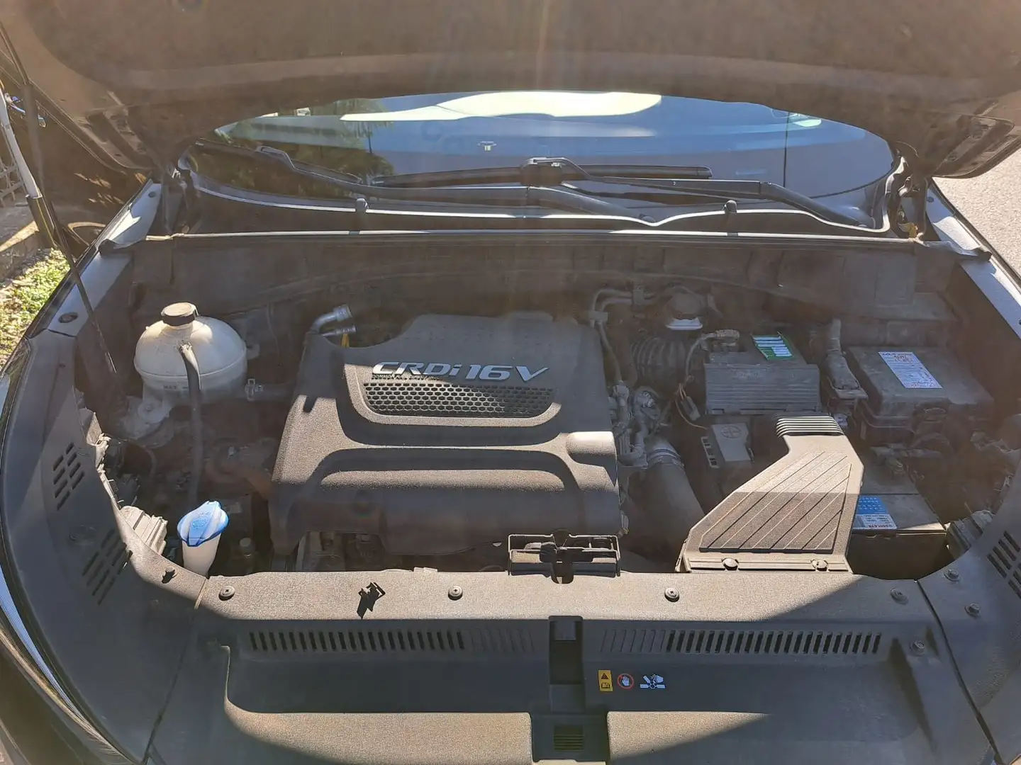 Hyundai TUCSON 2.0 CRDi 4WD Automatik Style - 2