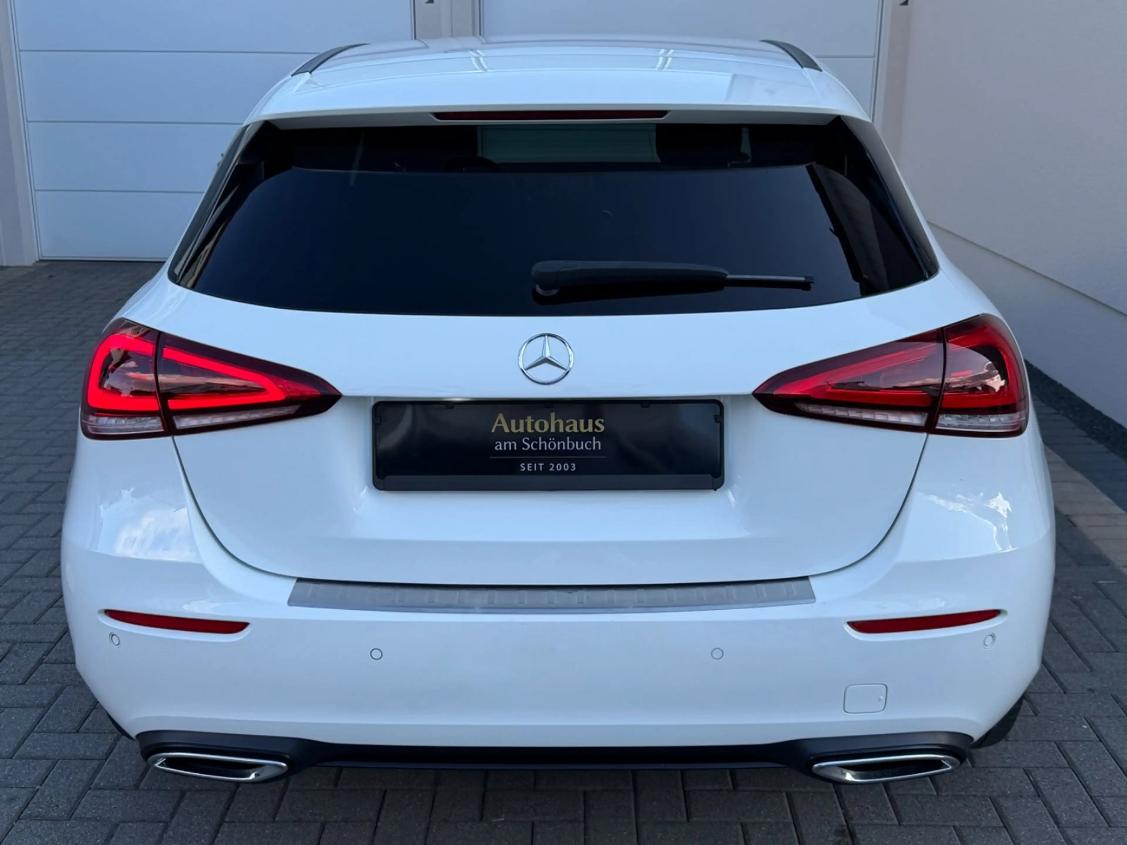 Mercedes-Benz A 200 °AMG 19"°64Tkm°Night-Paket°MBUX°Navi°LED° — photo 3