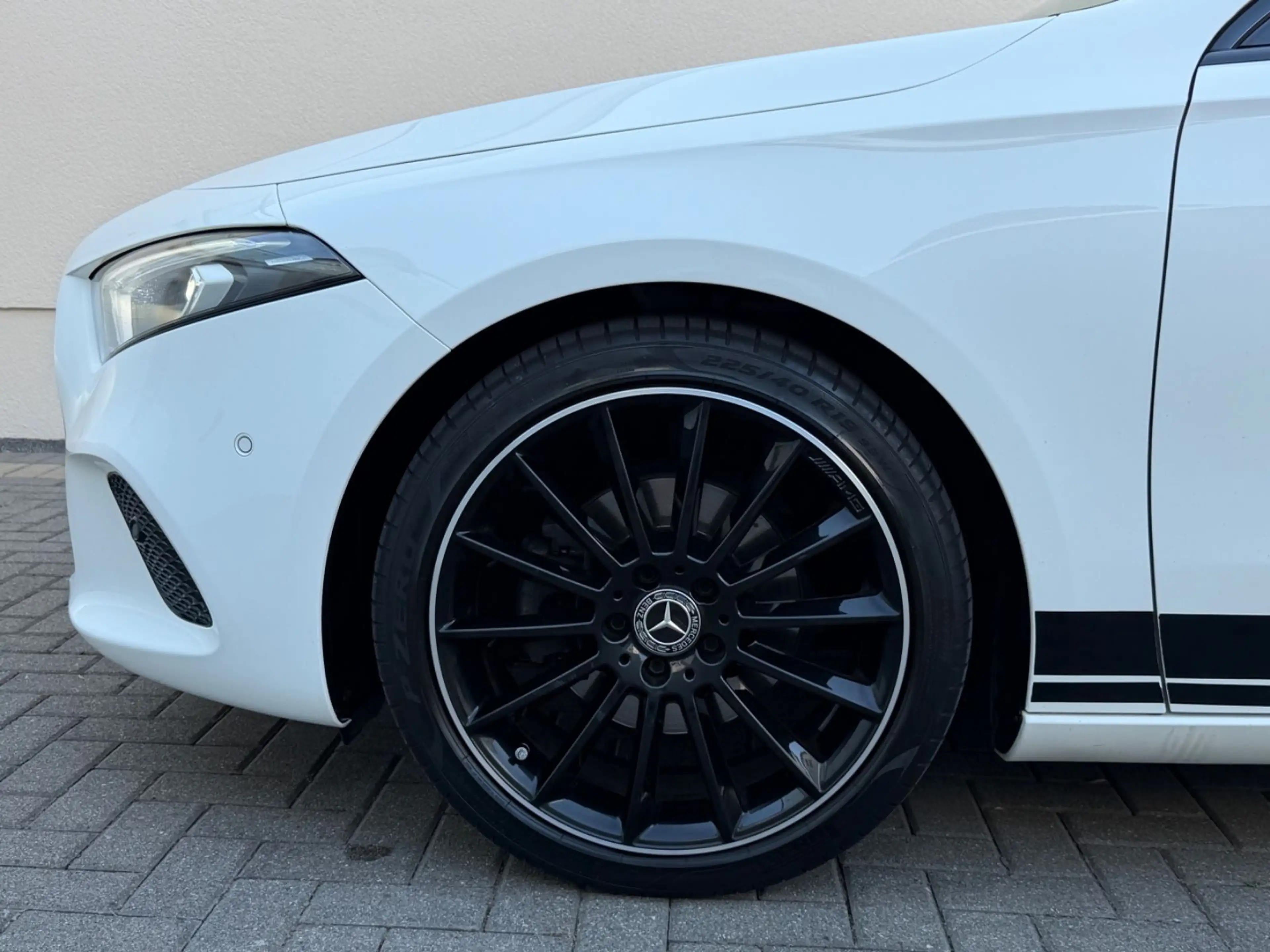 Mercedes-Benz A 200 °AMG 19"°64Tkm°Night-Paket°MBUX°Navi°LED° — photo 7