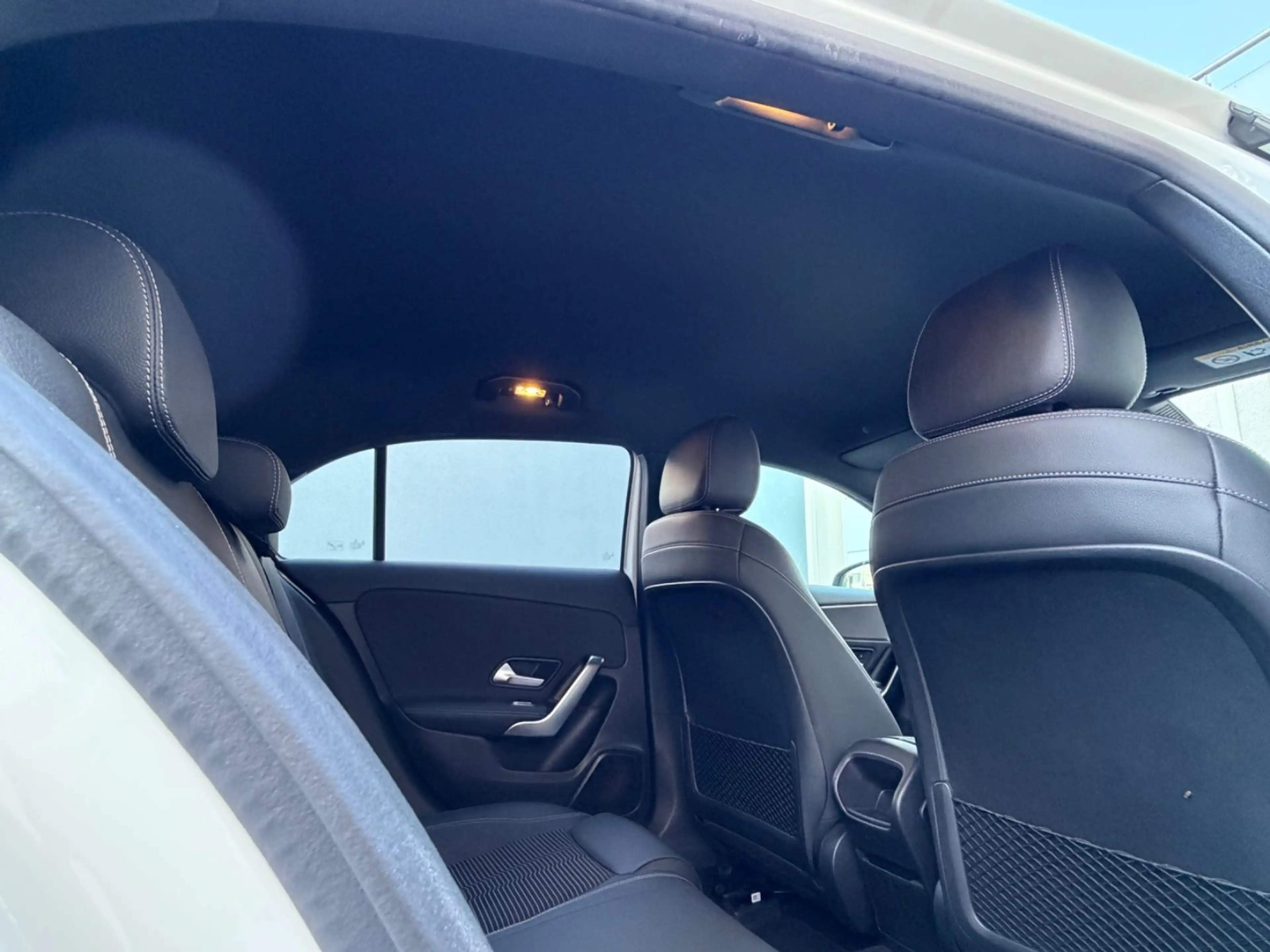Mercedes-Benz A 200 °AMG 19"°64Tkm°Night-Paket°MBUX°Navi°LED° — photo 12