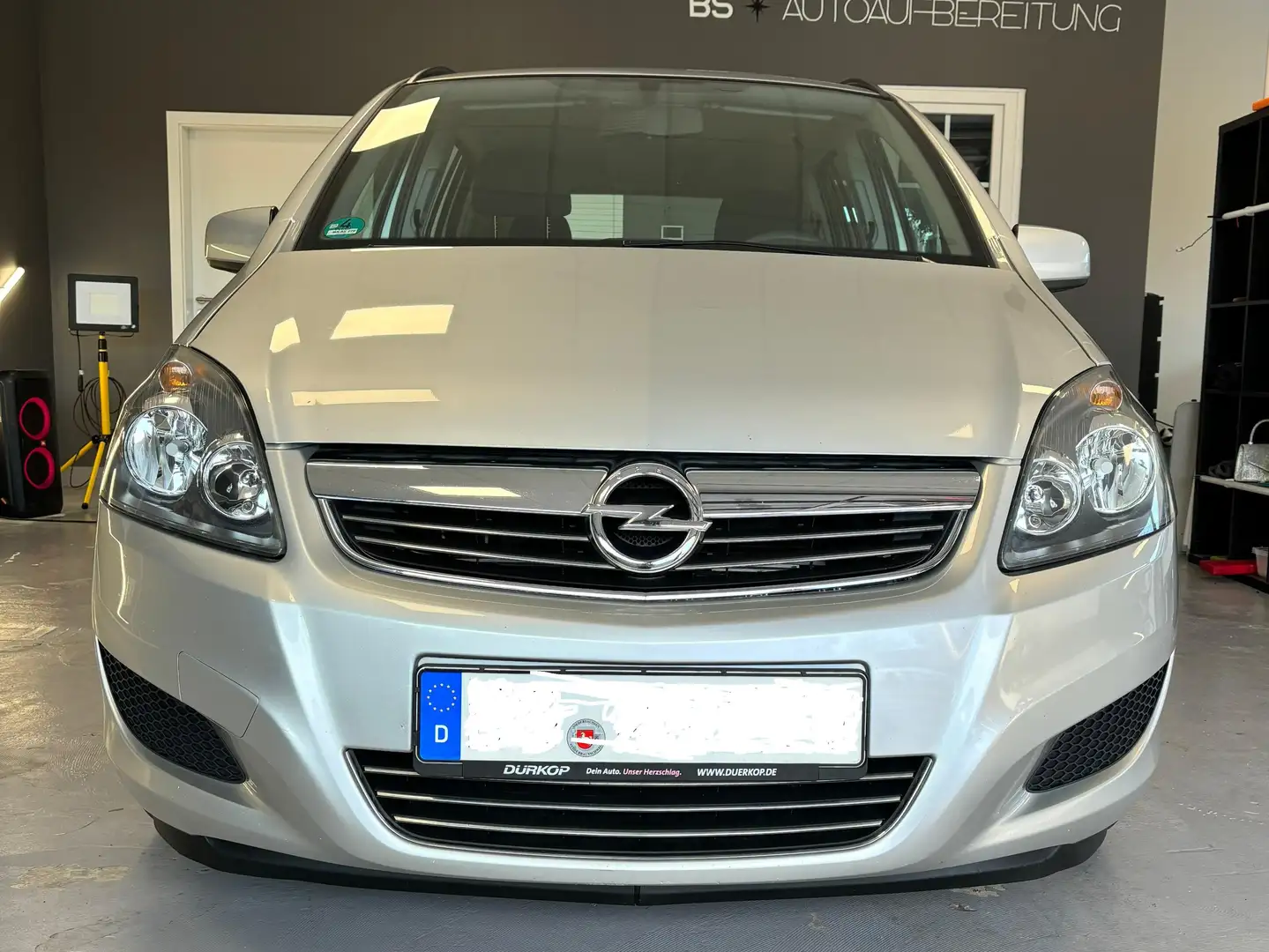 Opel Zafira Zafira 1.7 CDTI ecoFLEX Family Srebrny - 2