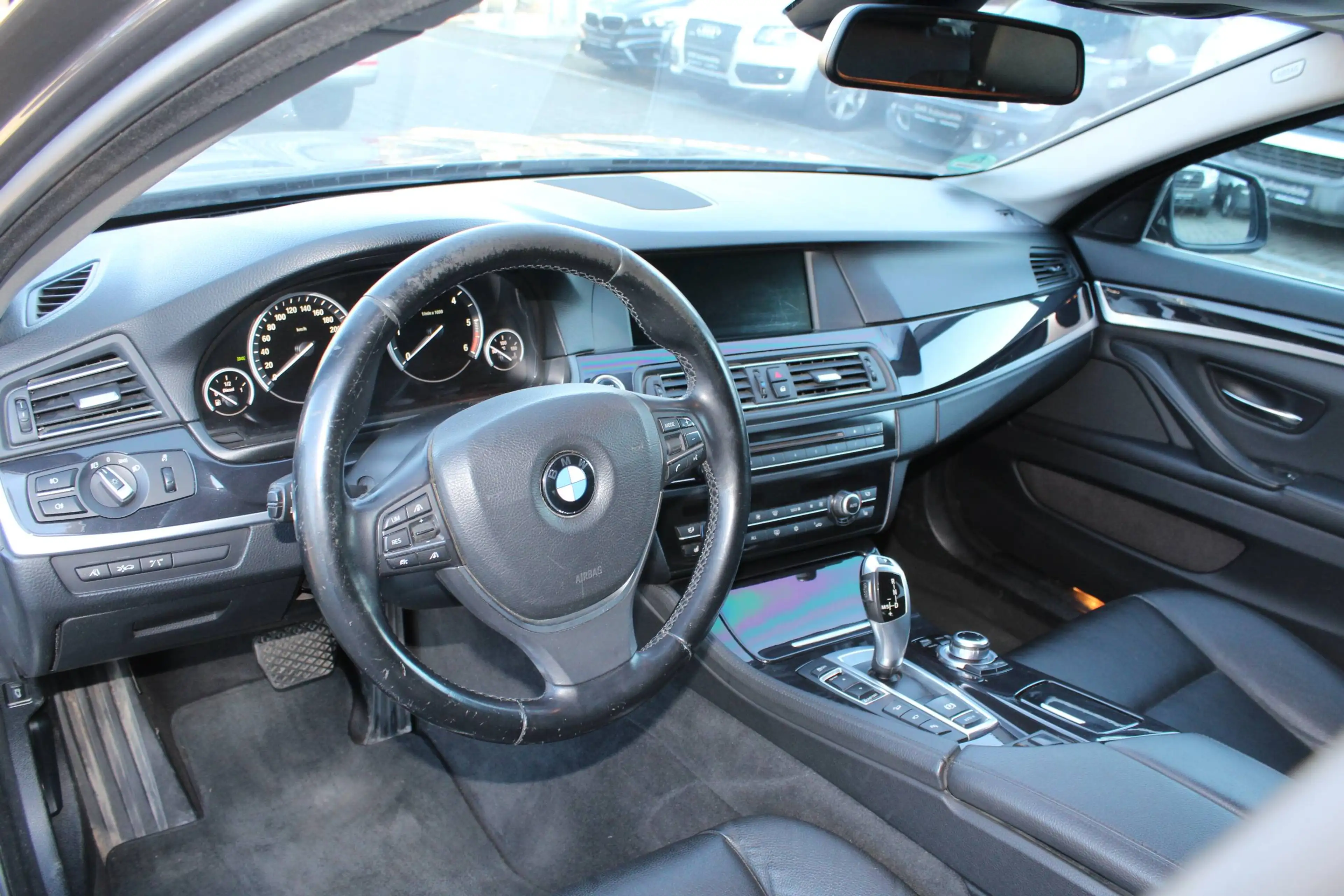 BMW 530 530 d xDrive Softclose Standhzg Keyles AHK — photo 8