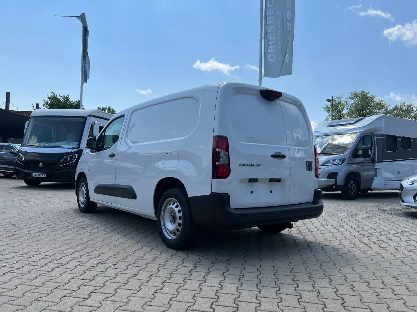 Fiat Doblo L2 Heavy 1.5 BlueHDi *3 Sitzer Navi Boden* Wit - 2