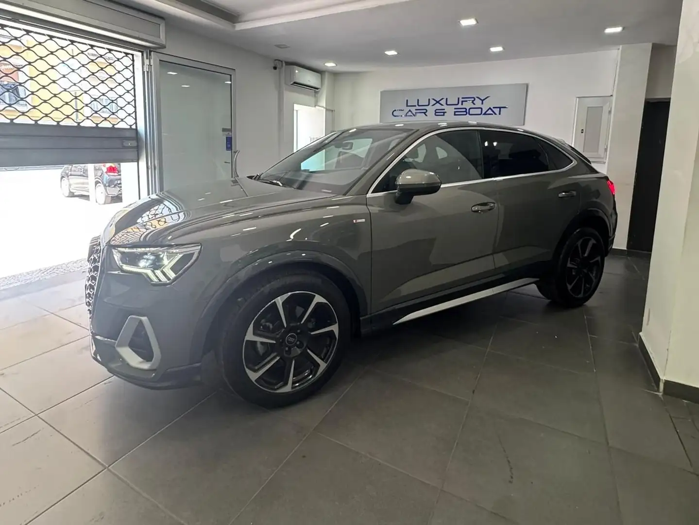Audi Q3 Q3 35 2.0 tdi S line edition s-tronic Grigio - 1