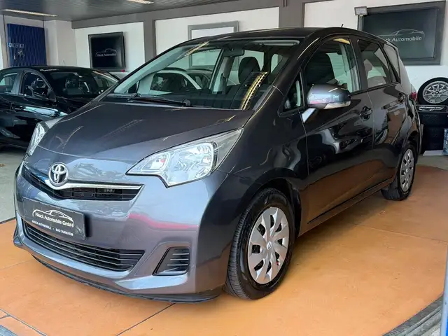 Toyota Verso -S Life Automatik / 1. Hand / R-Kamera