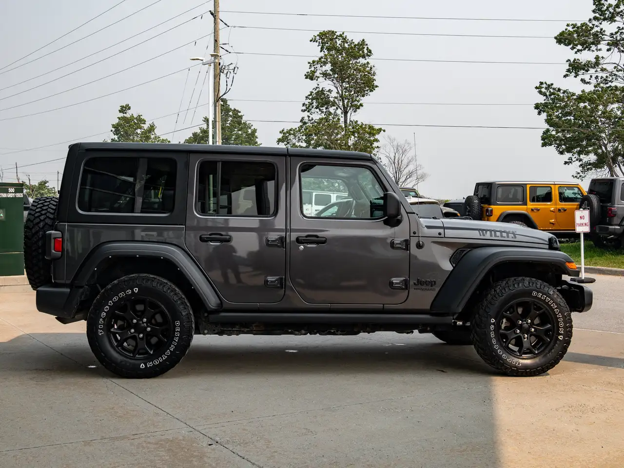 Jeep Wrangler снимка Jeep Wrangler