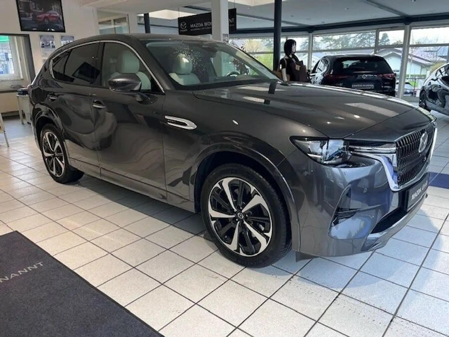 Mazda CX-60 PHEV Takumi AWD Grau - 2