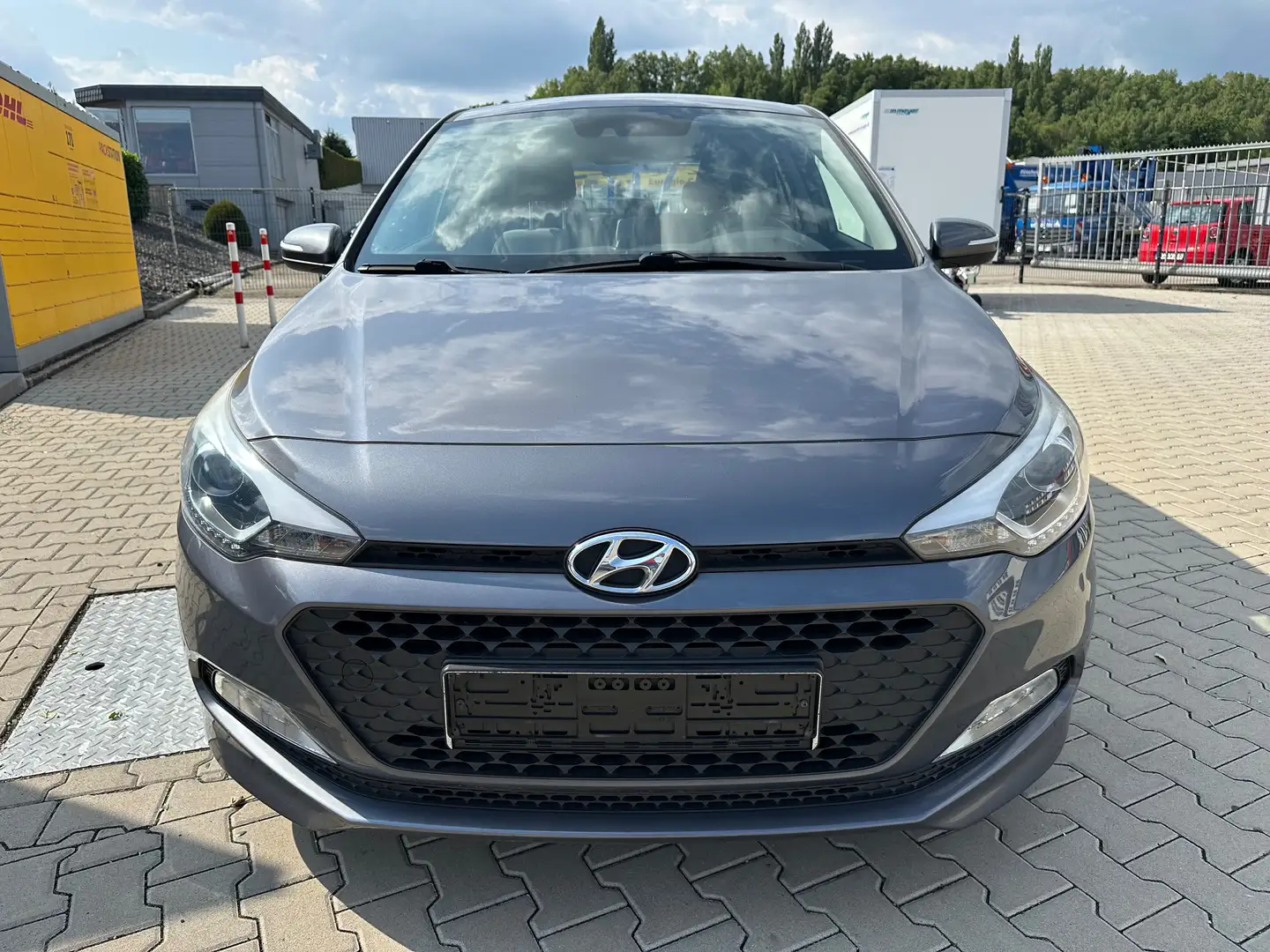 Hyundai i20 Pure Gris - 2