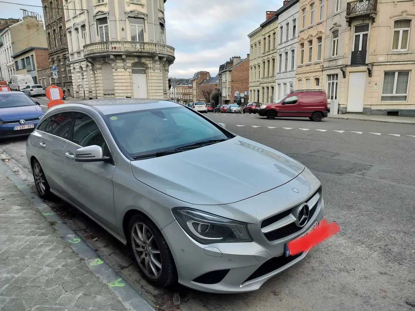 Mercedes-Benz CLA 200 d - 2