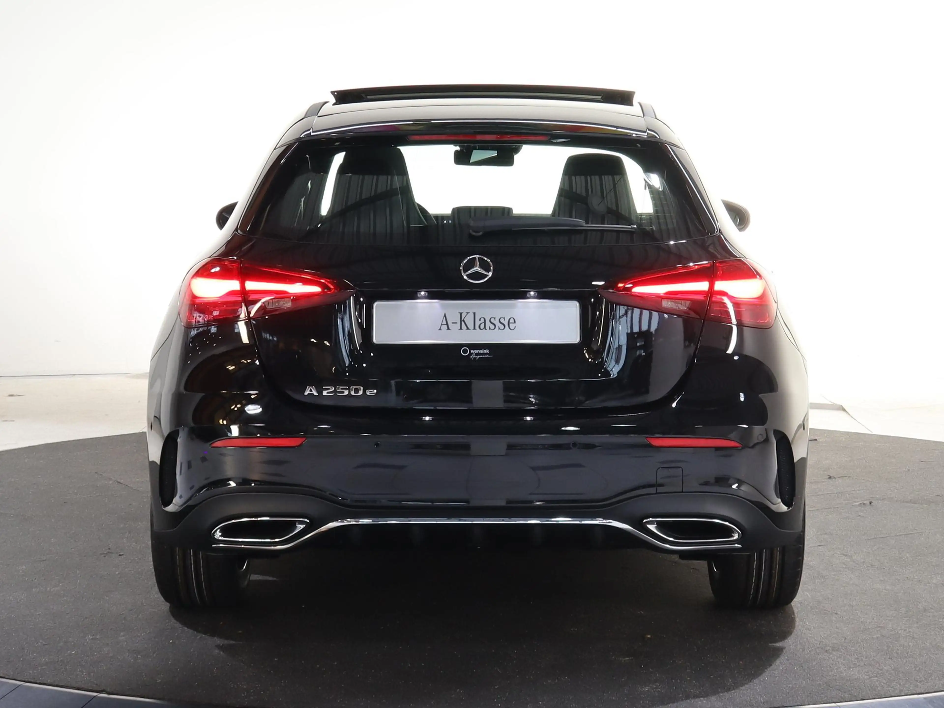 Mercedes-Benz A 250 250e Business Solution AMG | Panoramaschuifdak | H — photo 4