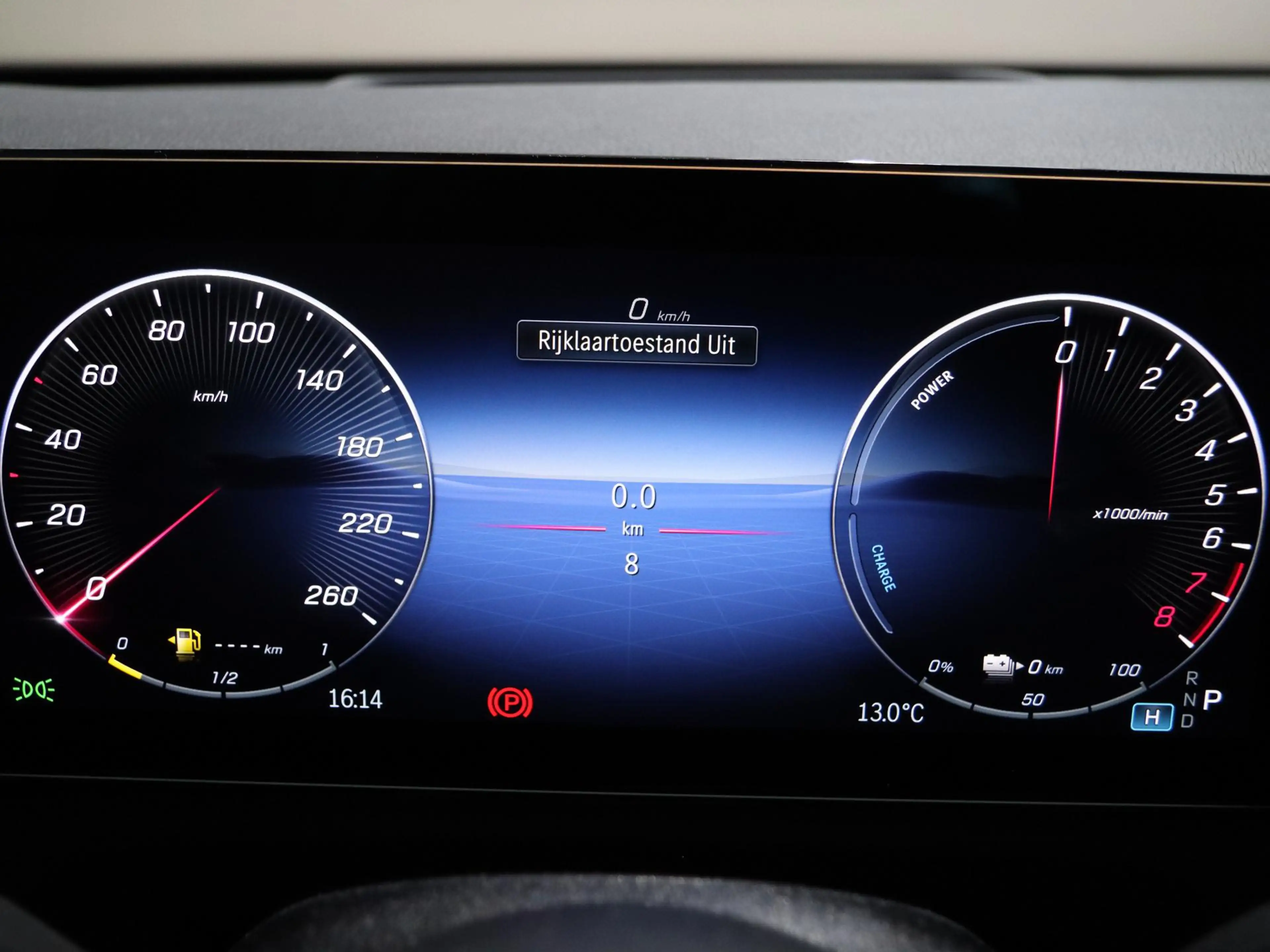 Mercedes-Benz A 250 250e Business Solution AMG | Panoramaschuifdak | H — photo 14