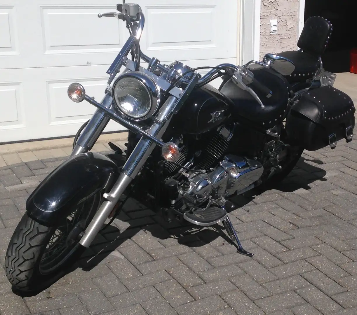 2009 Yamaha V-Star 650 Classic | $ 5,000 | 940 km Street/Standard