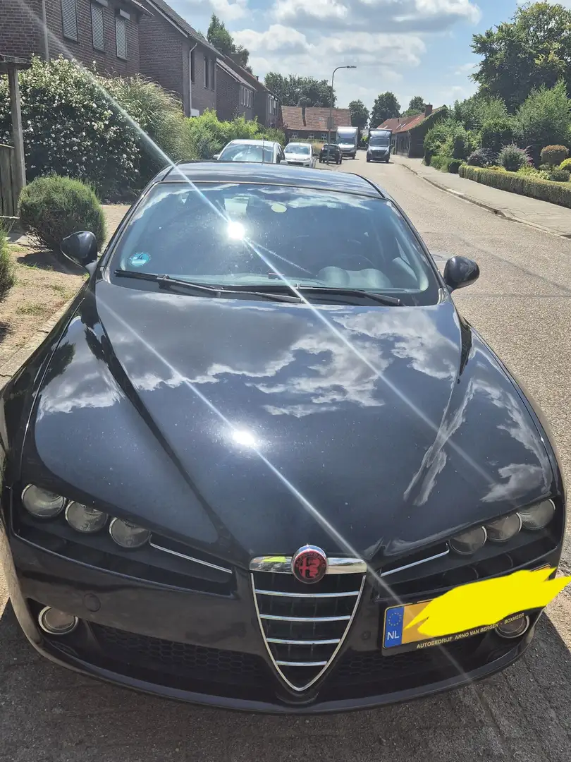Alfa Romeo 159 1.9 JTS Distinctive Black - 1