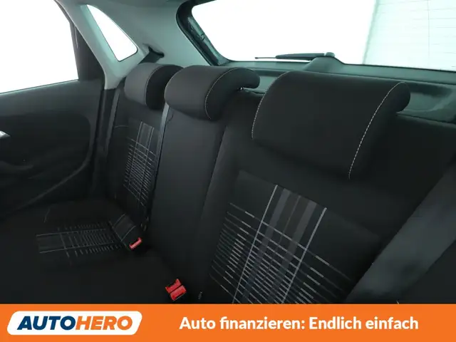 Volkswagen Polo view 14