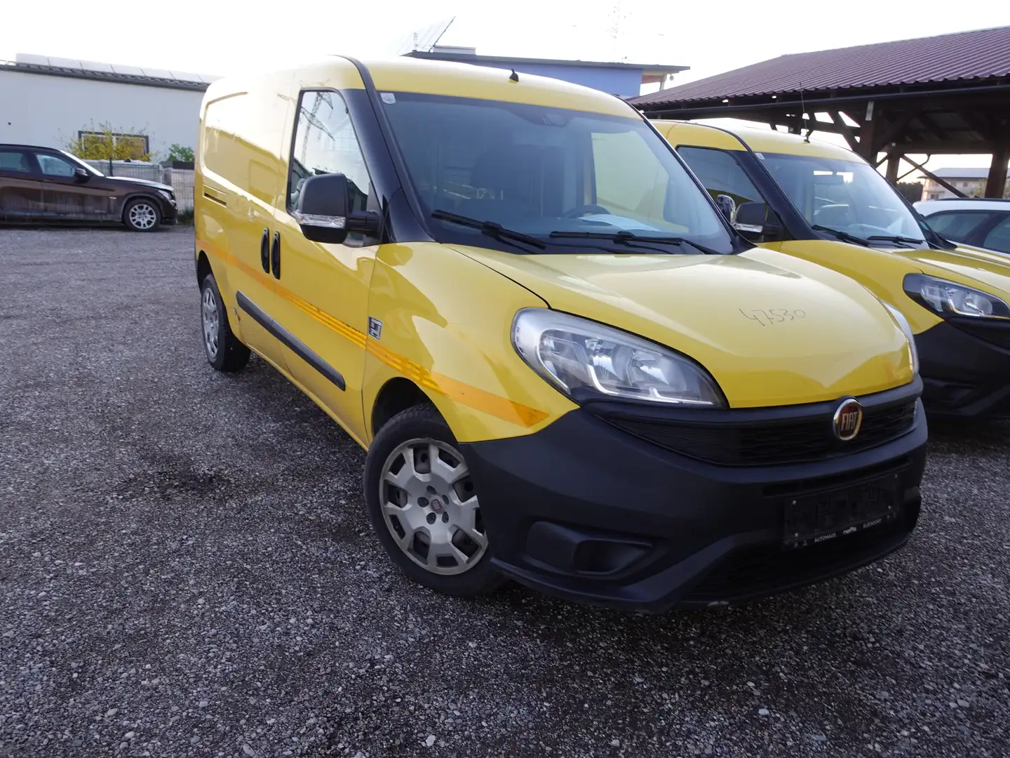 Fiat Doblo Cargo Maxi 1,3 MultiJet Jaune - 2