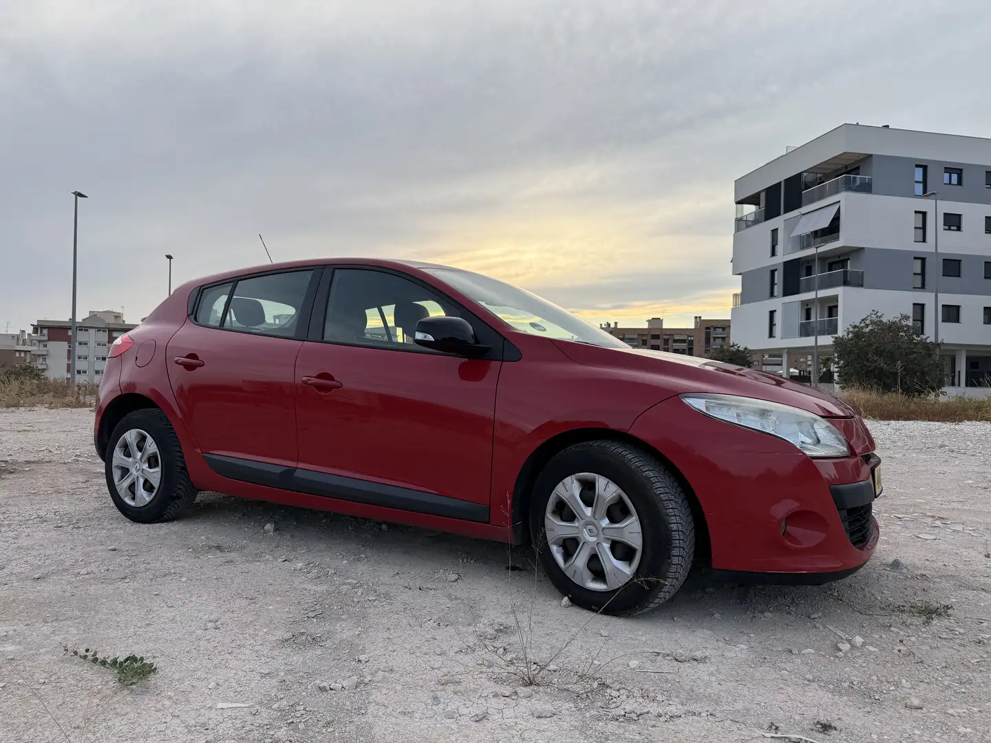 Renault Megane Mégane 1.5dCi ¡Listo para matriculación! Rojo - 2