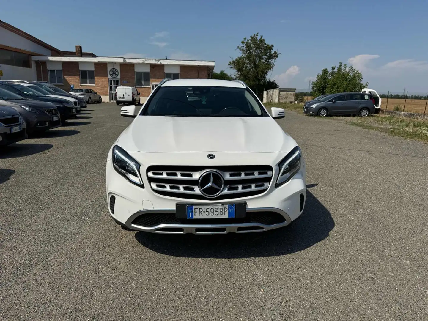 Mercedes-Benz GLA 200 d Automatic Premium Bianco - 2