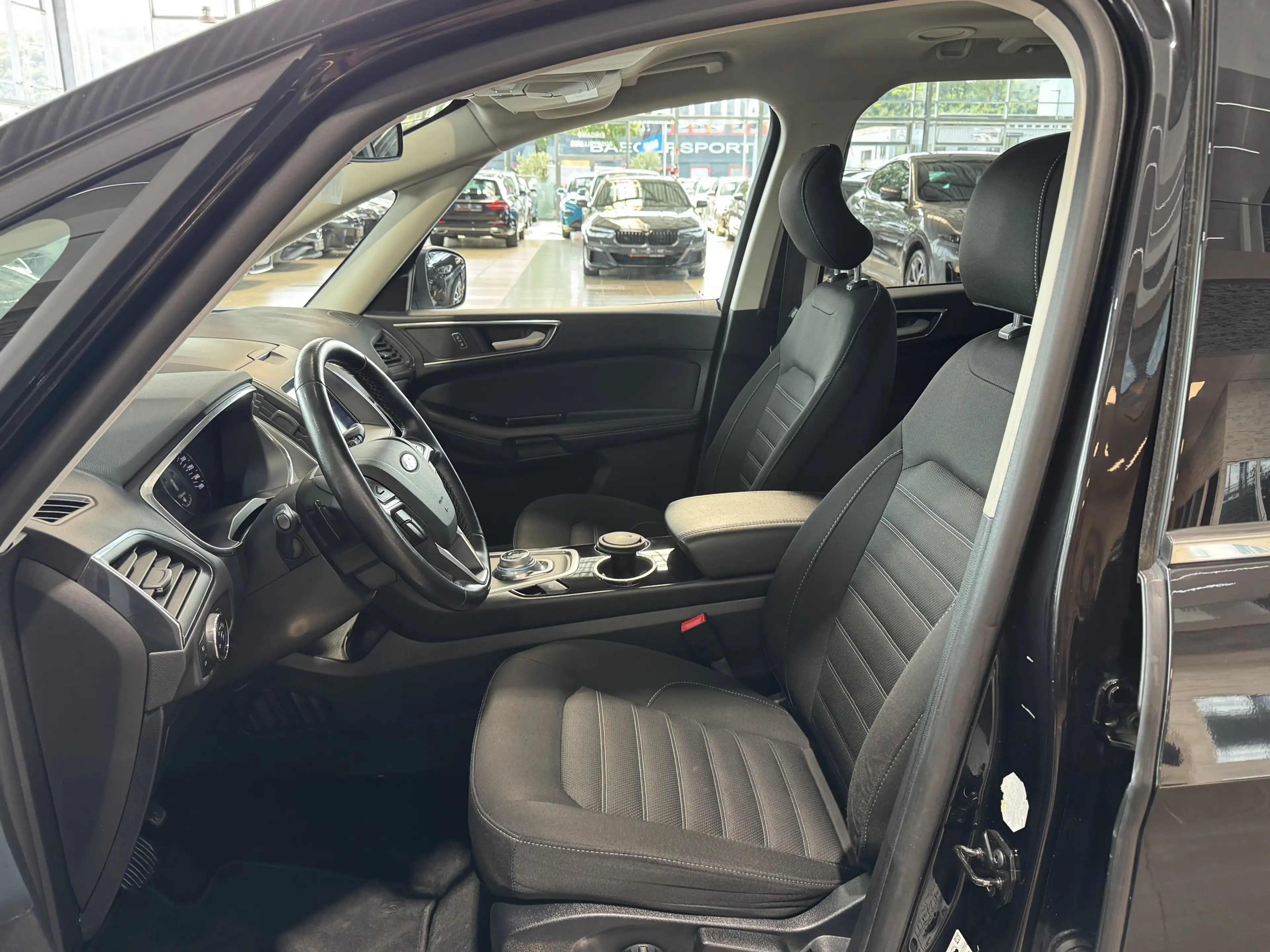 Ford Galaxy Titanium 7-Sitzer Navi ACC AHK SHZ LED — photo 13