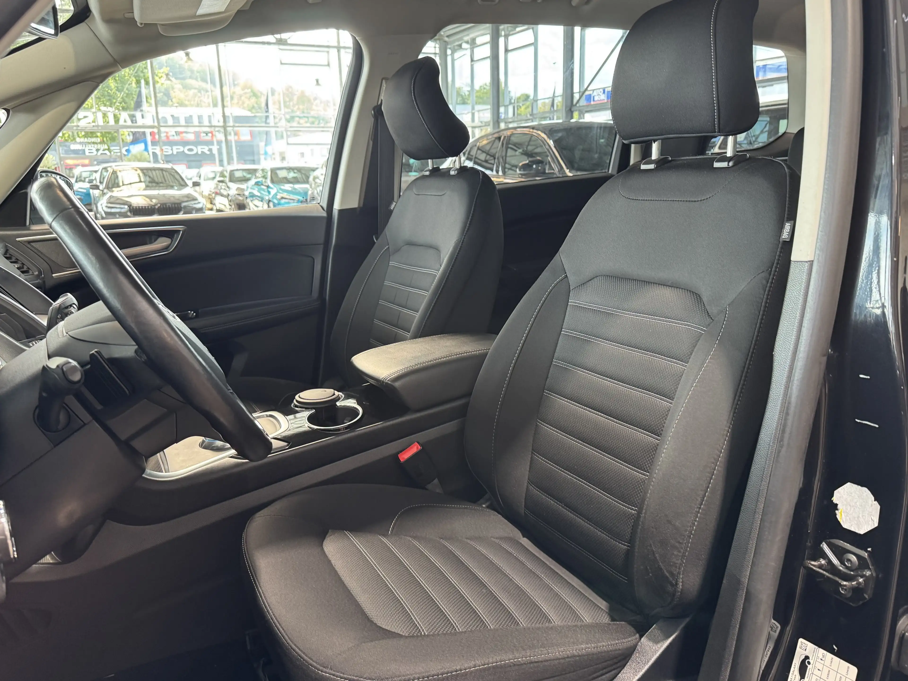 Ford Galaxy Titanium 7-Sitzer Navi ACC AHK SHZ LED — photo 14
