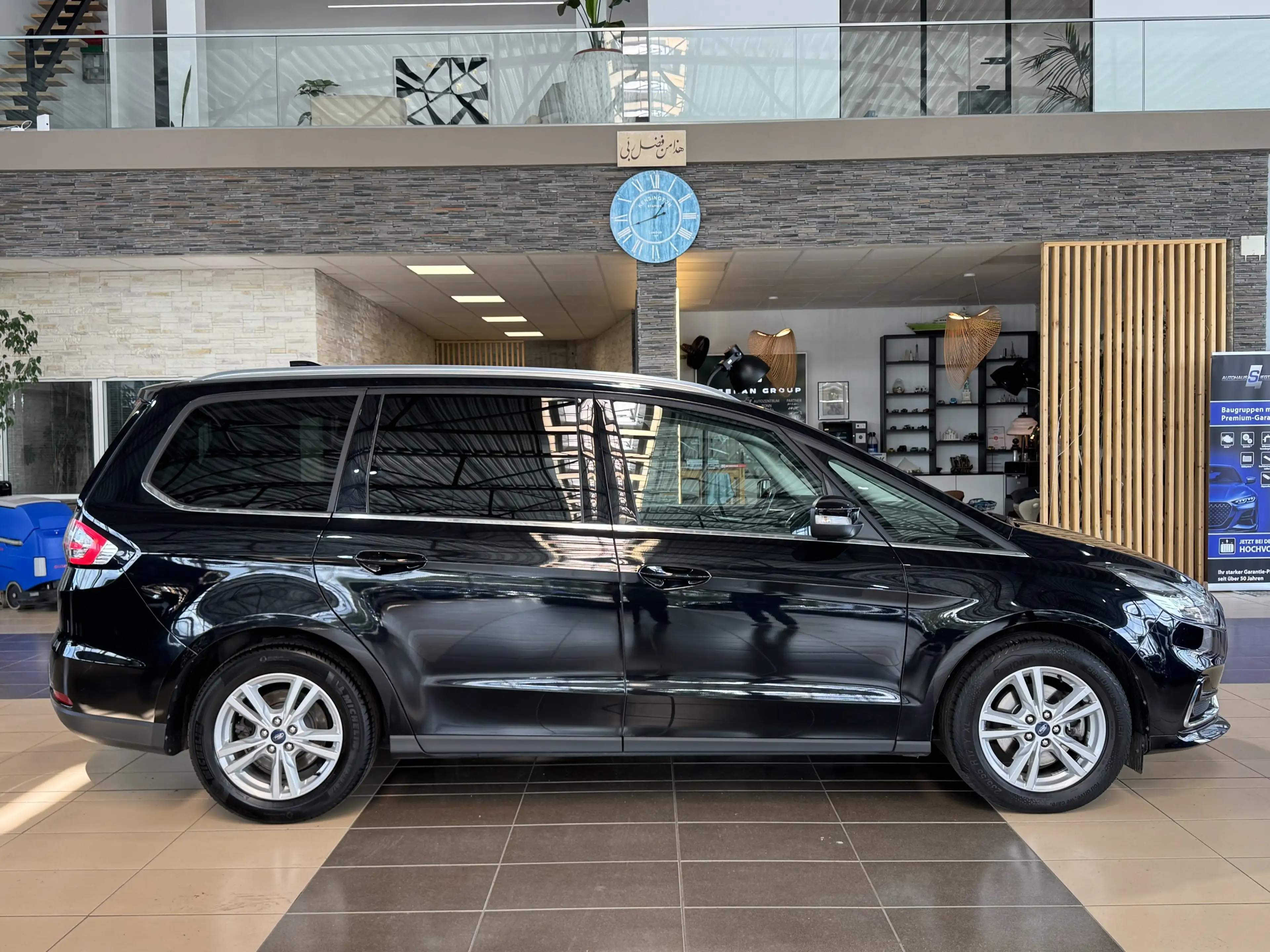 Ford Galaxy Titanium 7-Sitzer Navi ACC AHK SHZ LED — photo 4