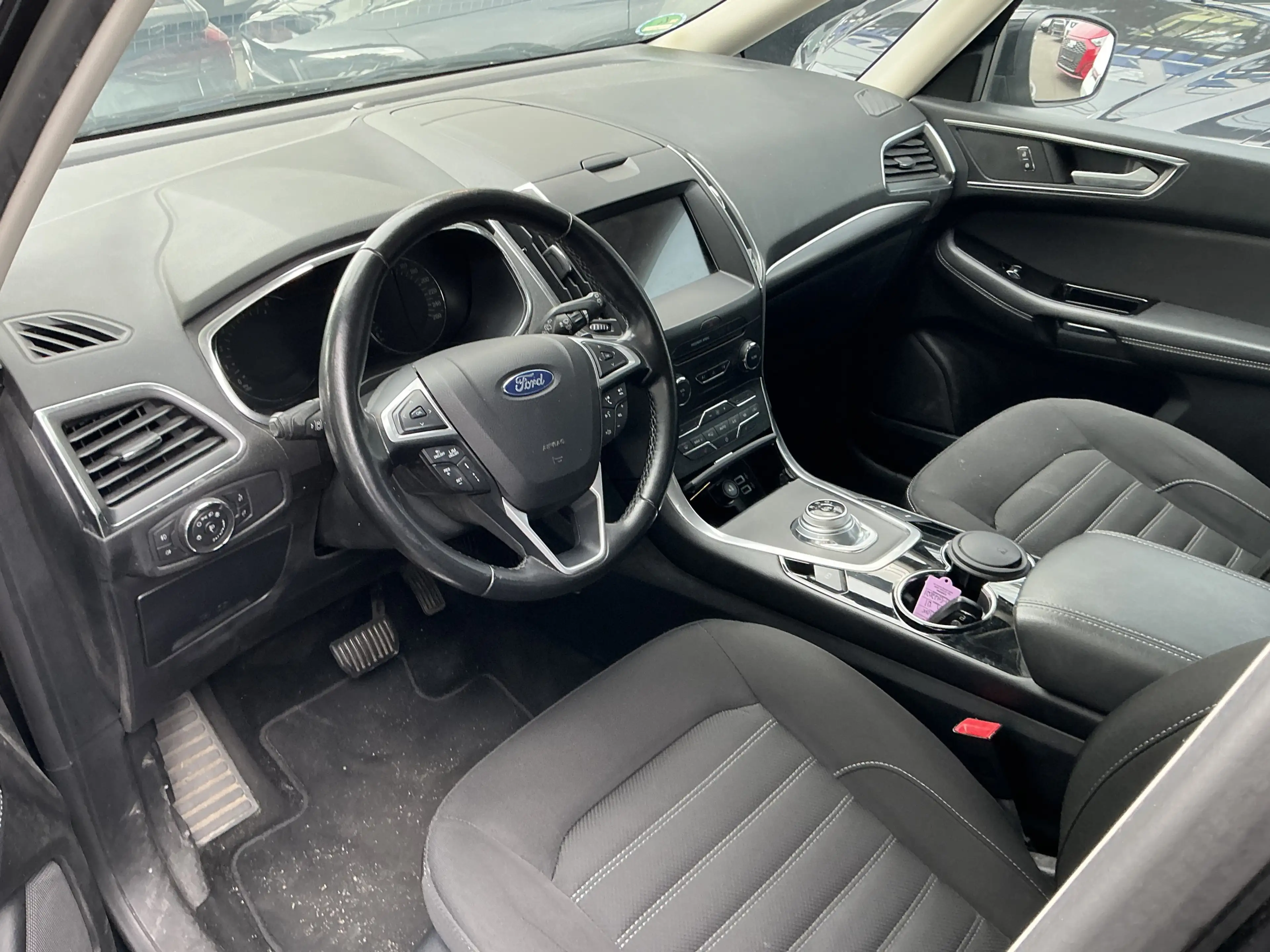 Ford Galaxy Titanium 7-Sitzer Navi ACC AHK SHZ LED — photo 3
