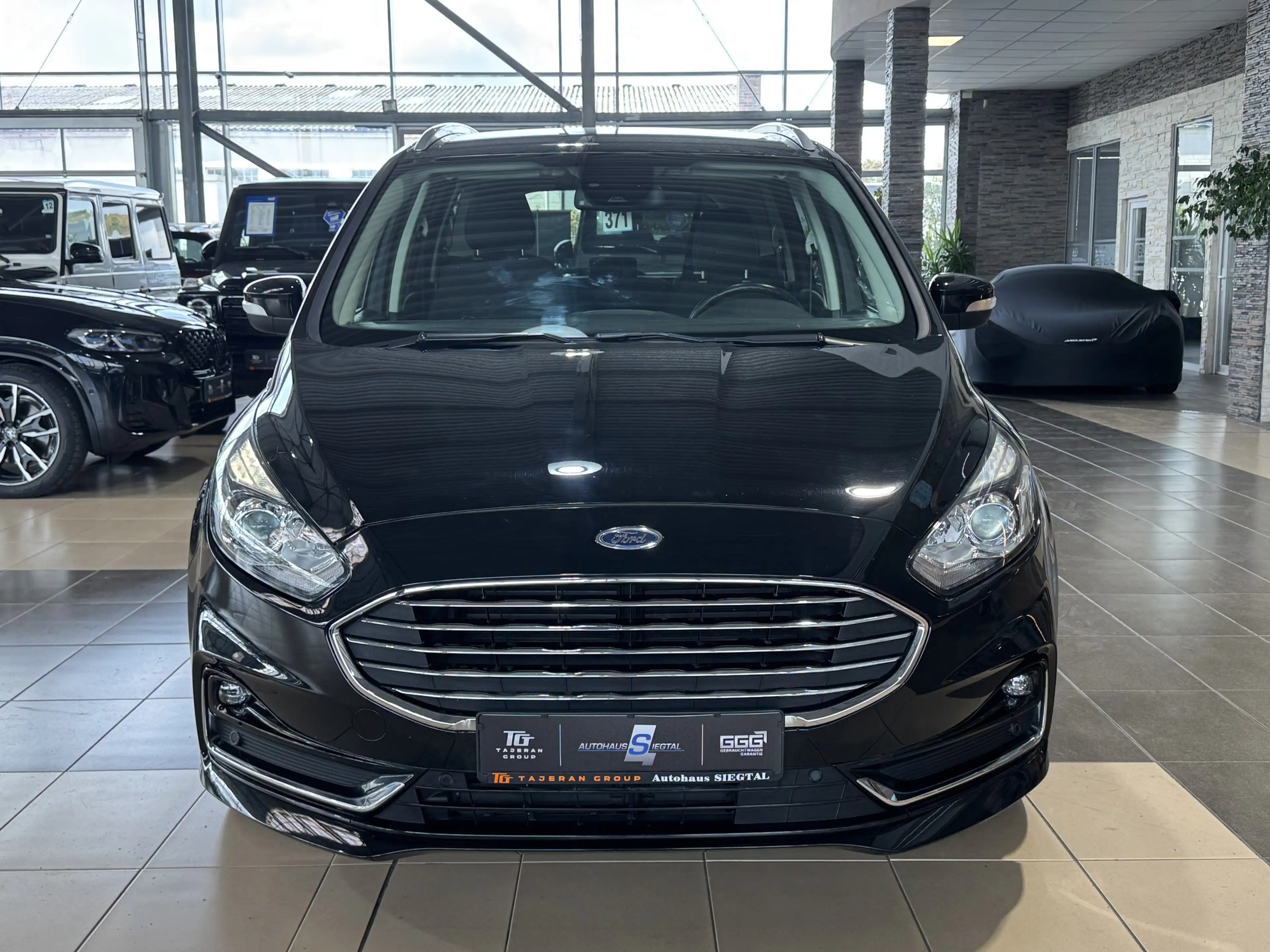 Ford Galaxy Titanium 7-Sitzer Navi ACC AHK SHZ LED — photo 2