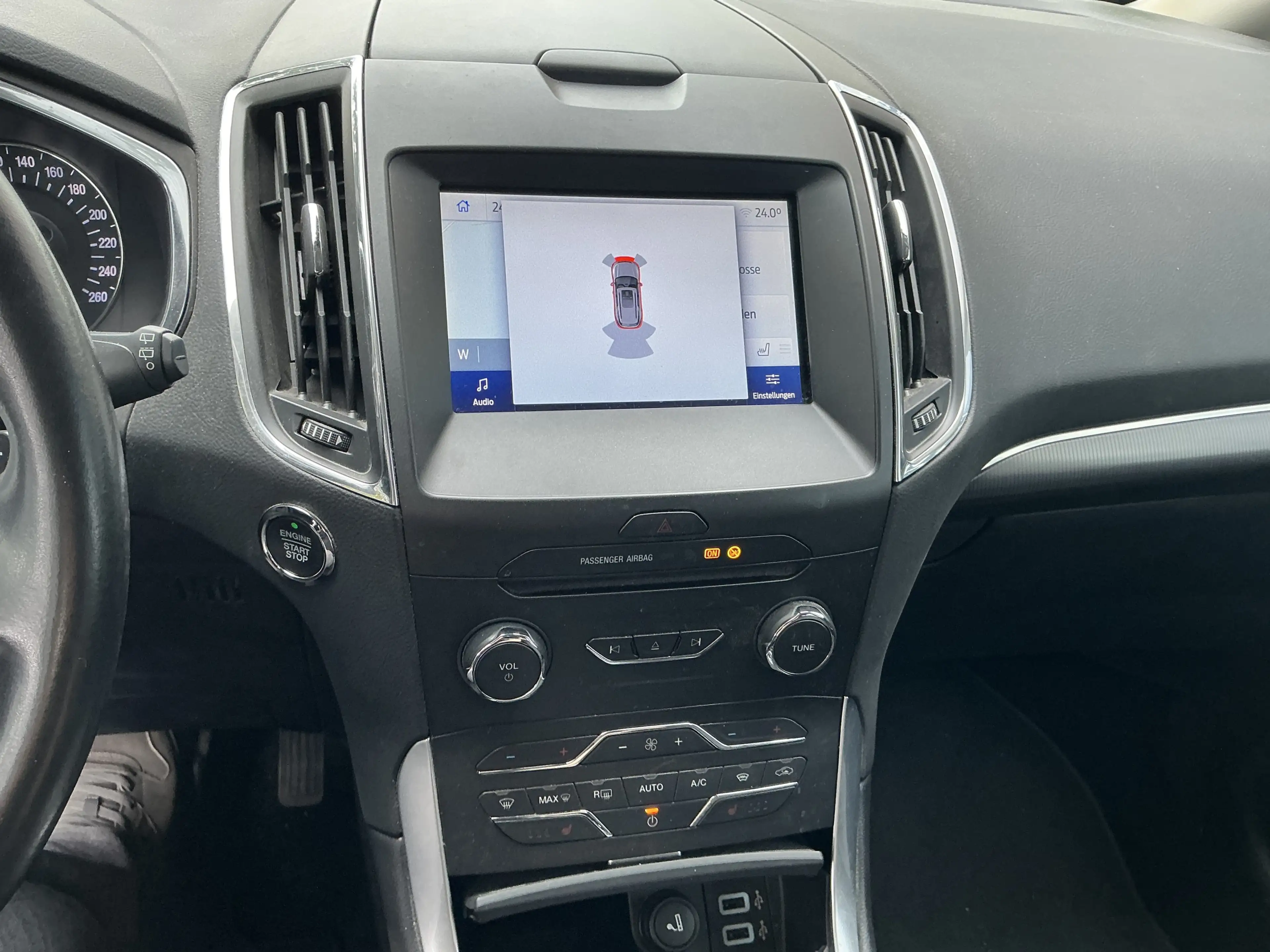 Ford Galaxy Titanium 7-Sitzer Navi ACC AHK SHZ LED — photo 8