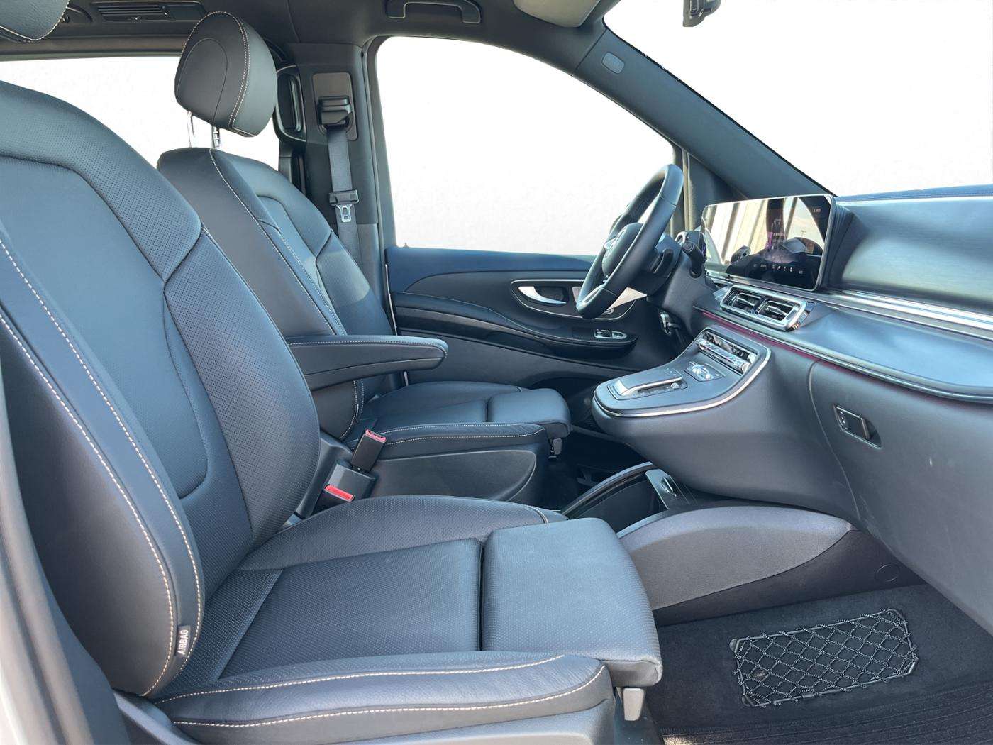 Mercedes-Benz EQV 300