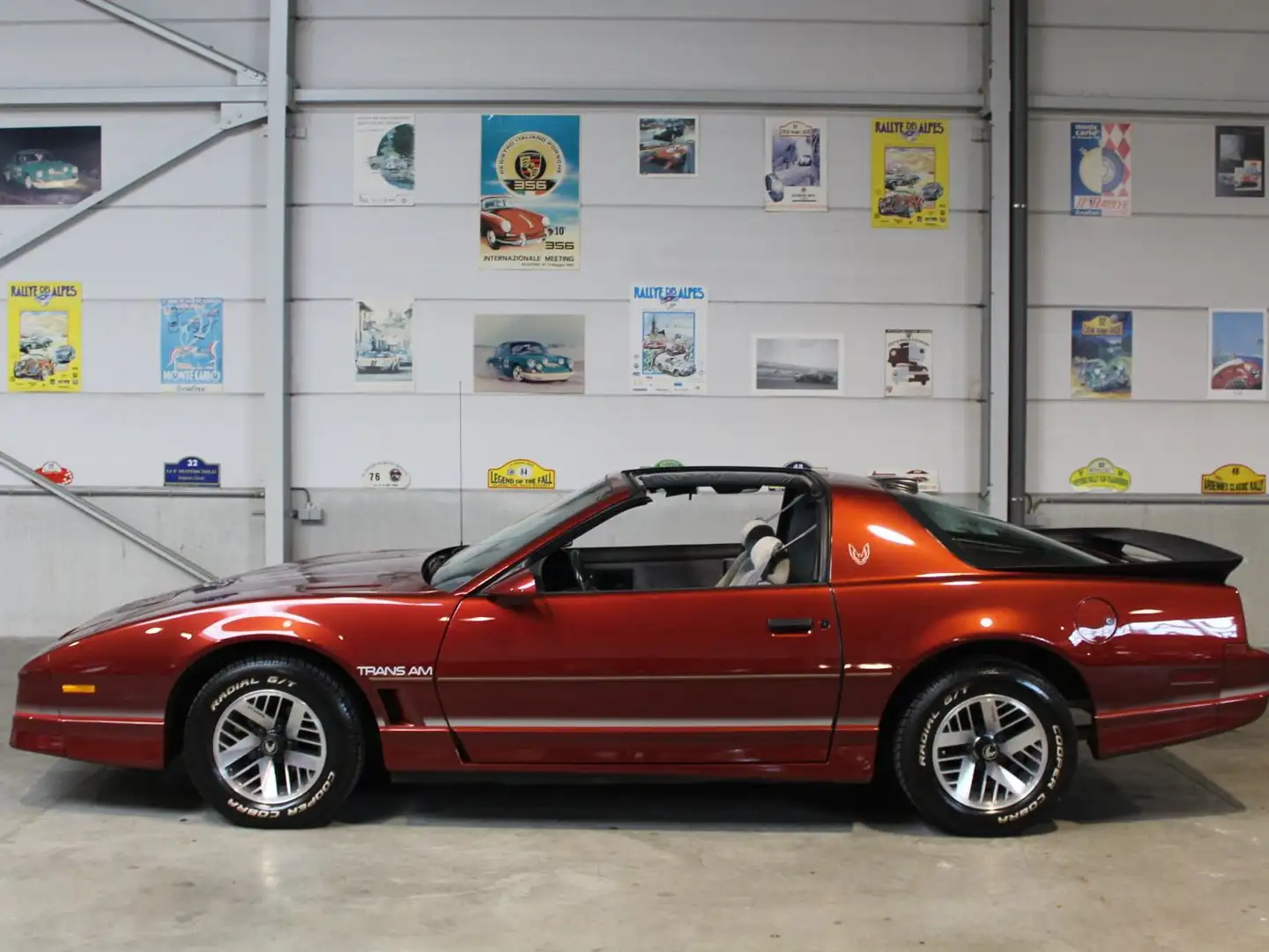 Pontiac Firebird TRANS AM Rood - 2