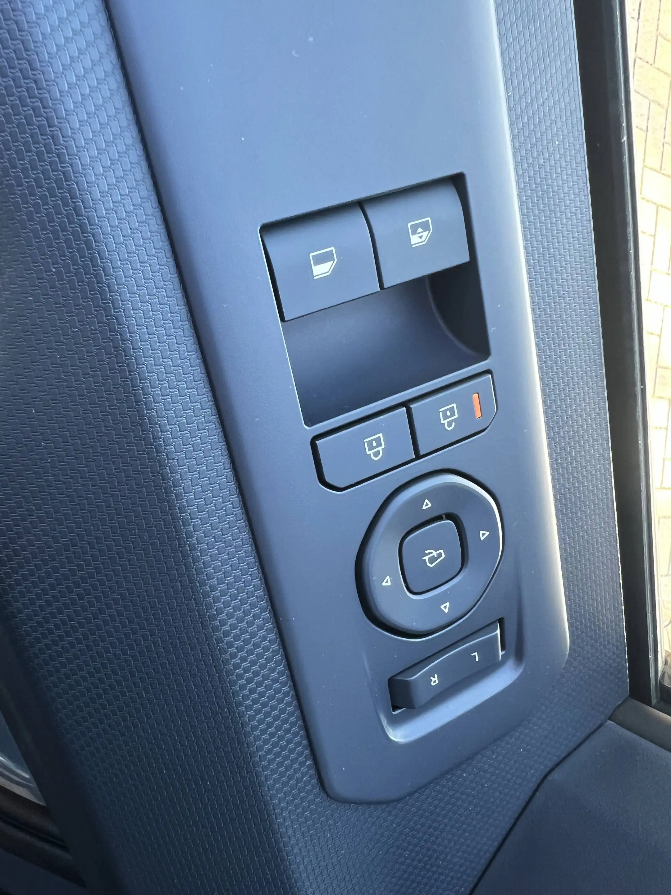 Kia PV5 Passenger 120 kW Elite — photo 15