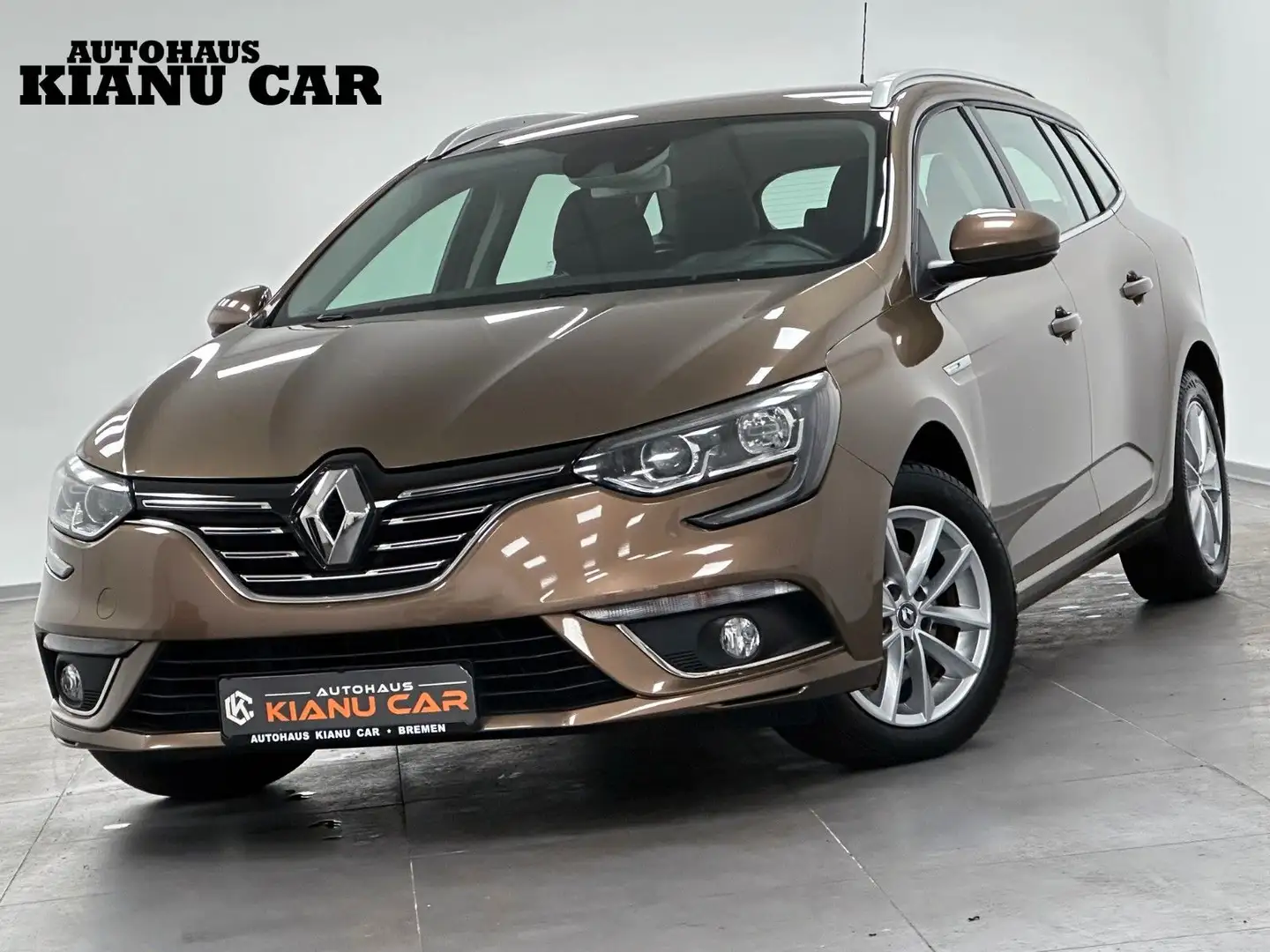 Renault Megane IV Grandtour Intens.NAVI.SHZ.PDC.TMP Brun - 1