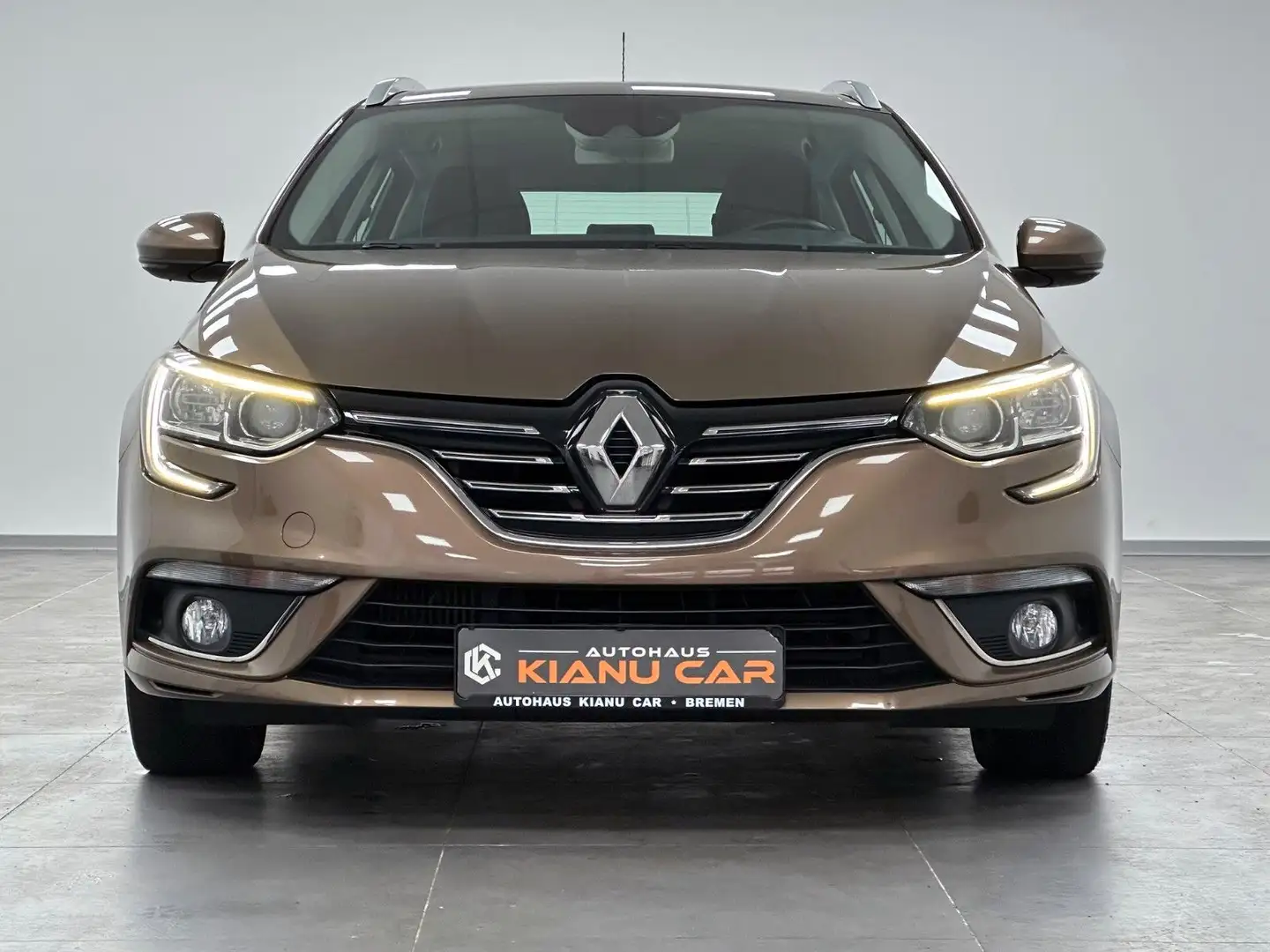 Renault Megane IV Grandtour Intens.NAVI.SHZ.PDC.TMP Brun - 2