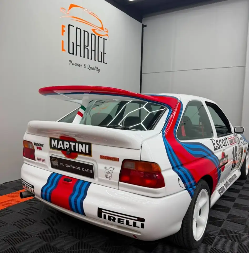 Ford Escort 2.0i 16v Cosworth 4x4, foto 6