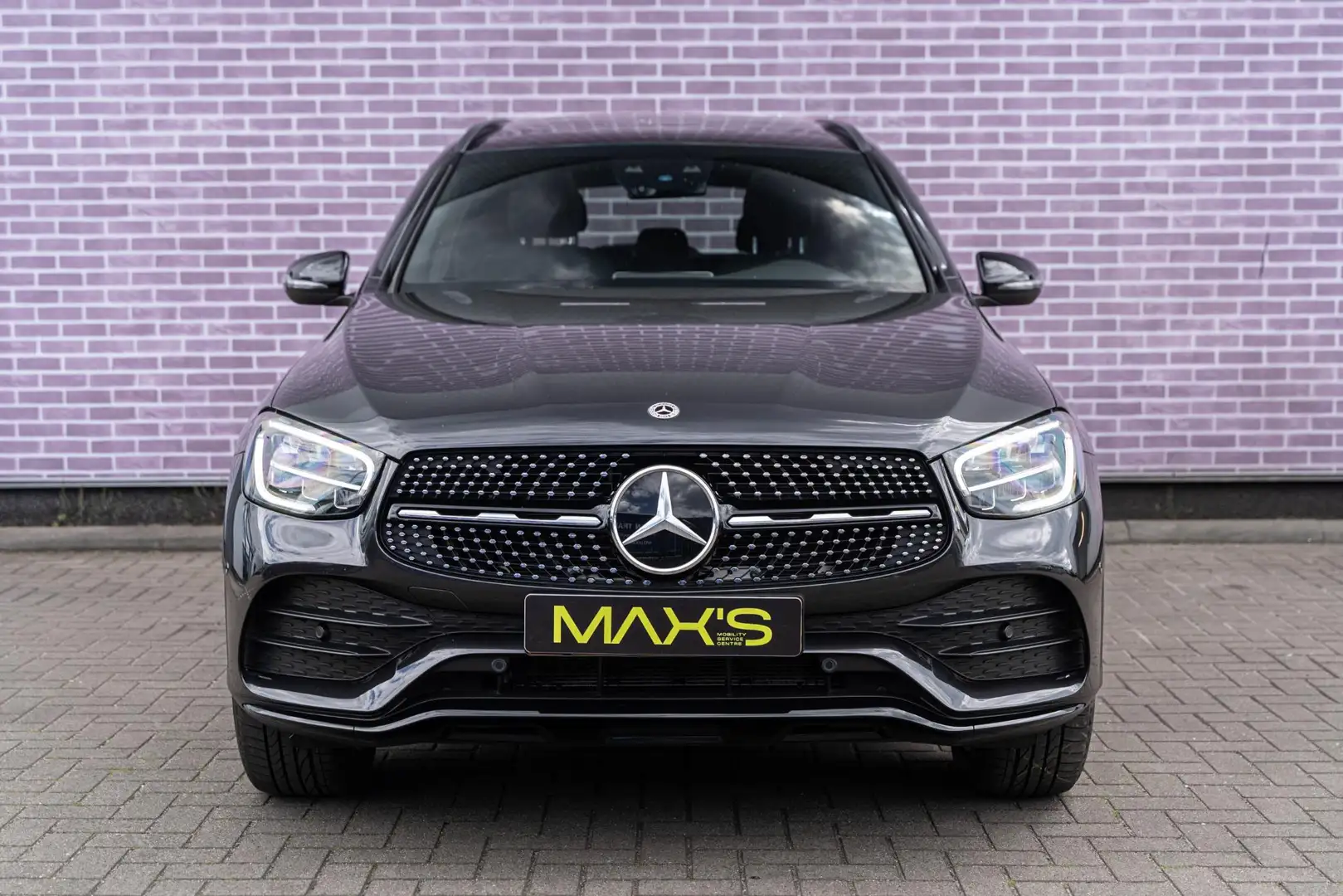 Mercedes-Benz GLC 300 300e 4MATIC Business Solution AMG | Trekhaak | Ada Grijs - 2