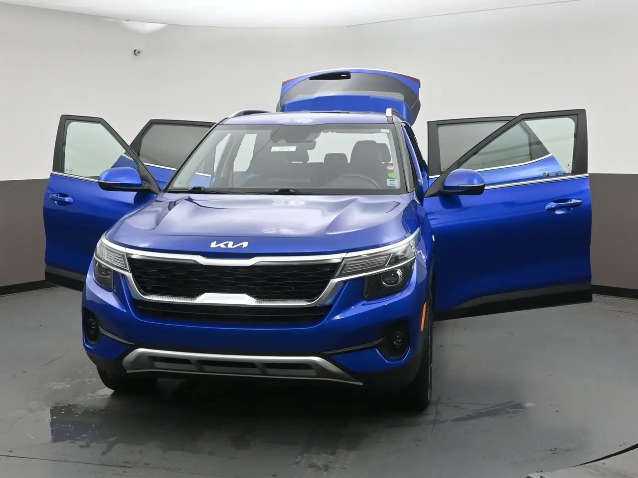 Kia Seltos photo Kia Seltos