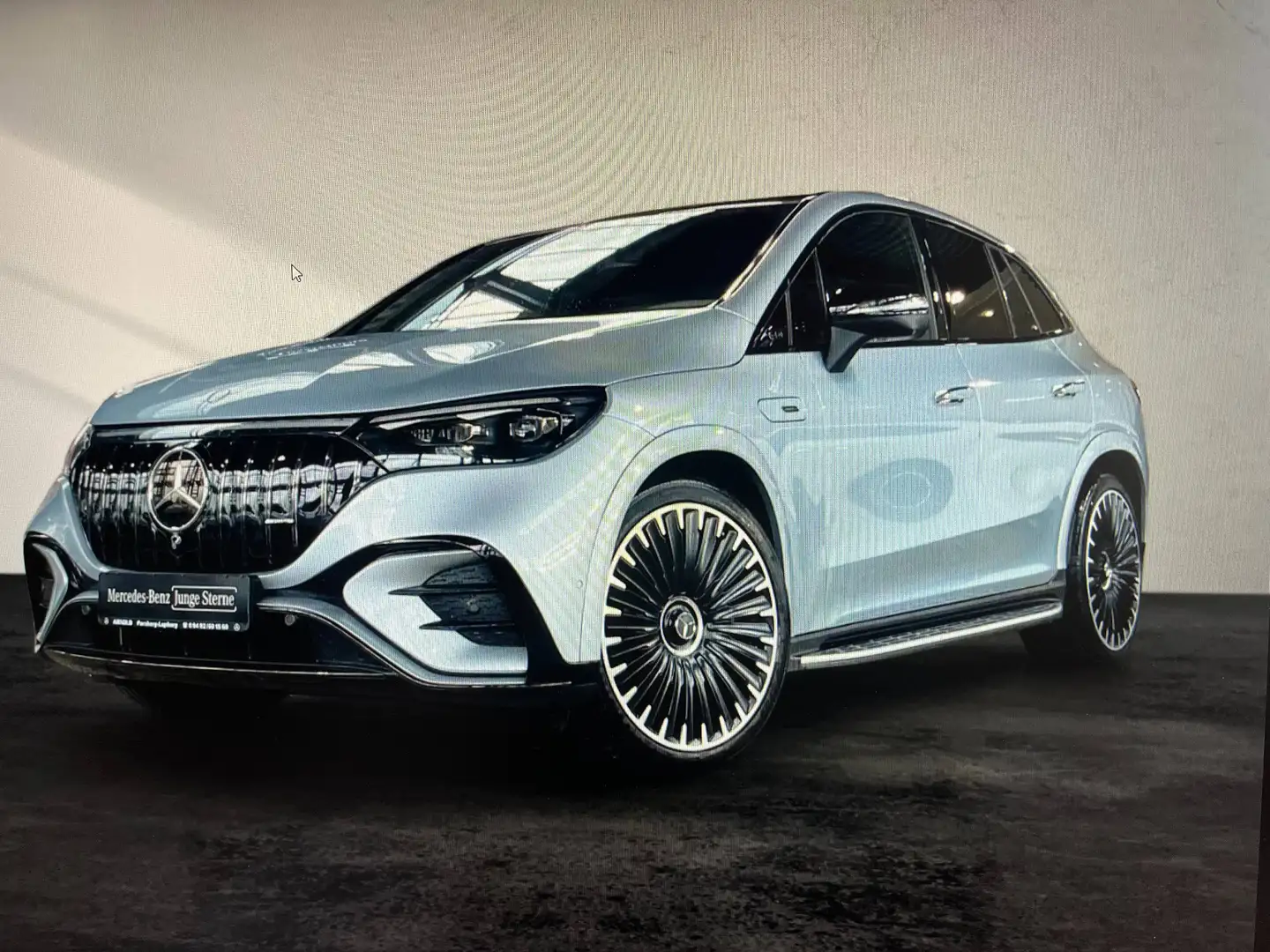 Mercedes-Benz EQE SUV EQE SUV AMG 53 Hyper,Pano, Fahrass-Plus Silber - 1