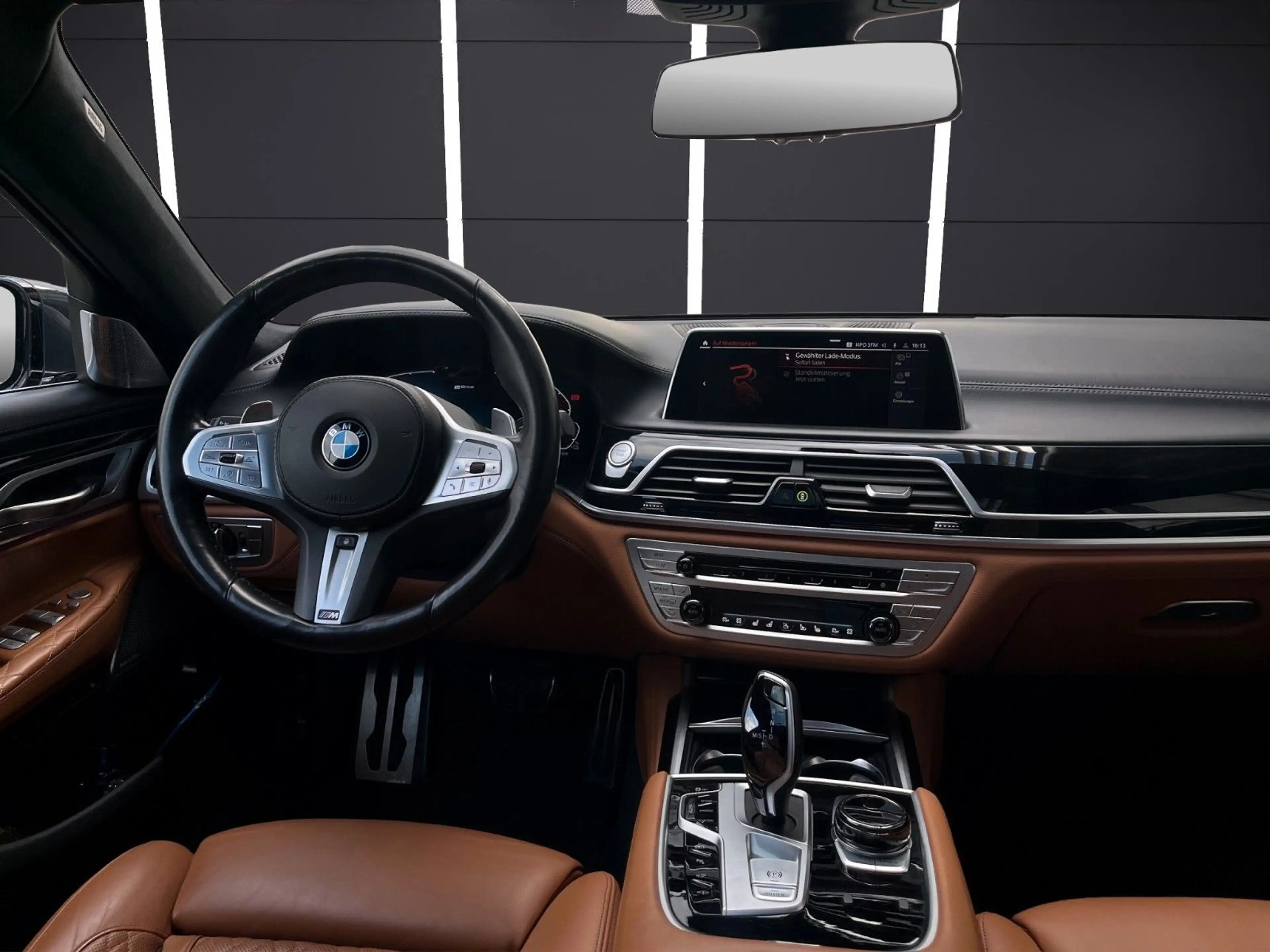 BMW 745 Le Laser*SkyLounge*B&W*FondTV*Nappa*360 — photo 9