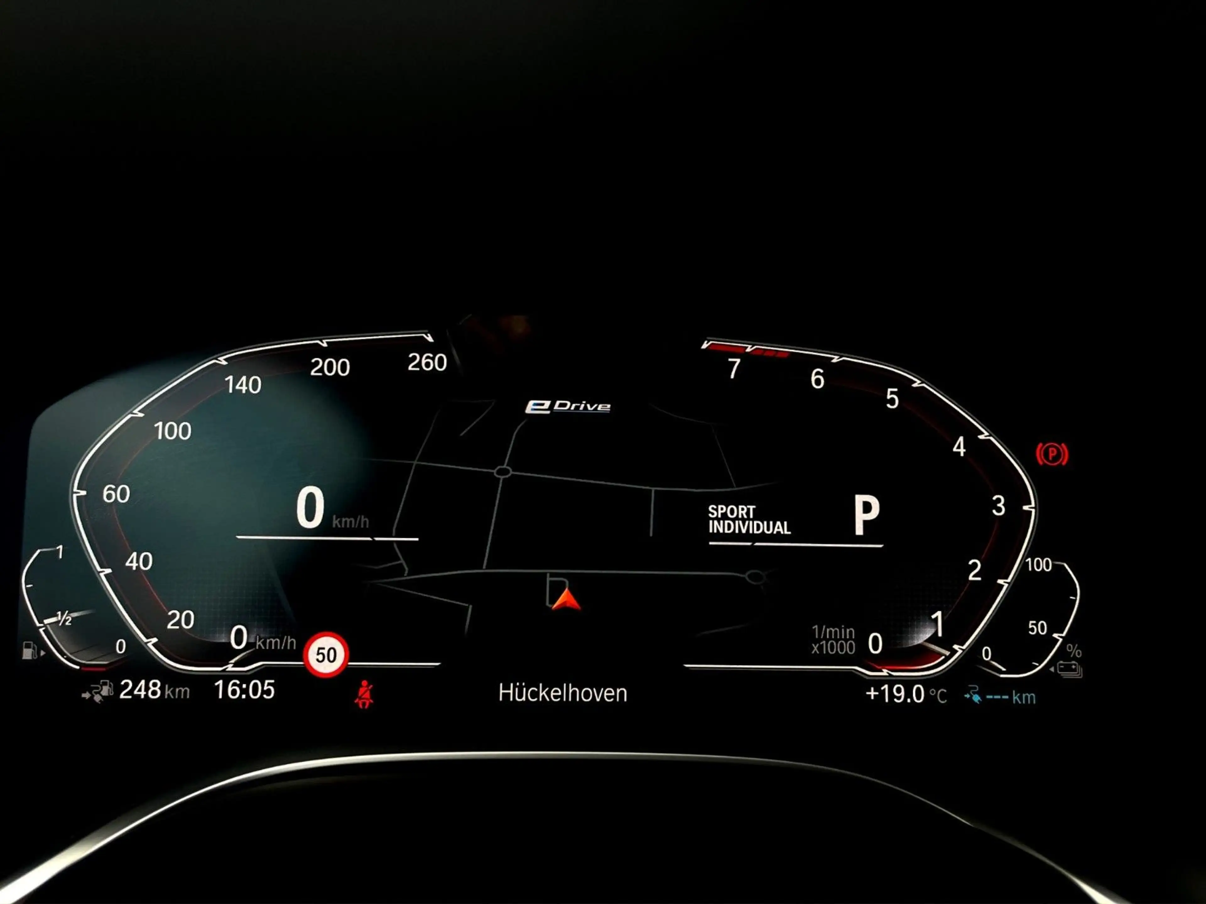 BMW 745 Le Laser*SkyLounge*B&W*FondTV*Nappa*360 — photo 7
