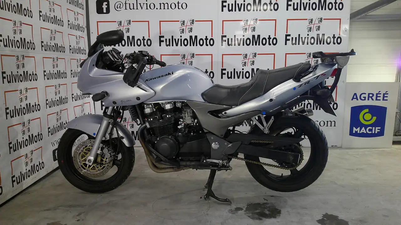 Kawasaki ZR