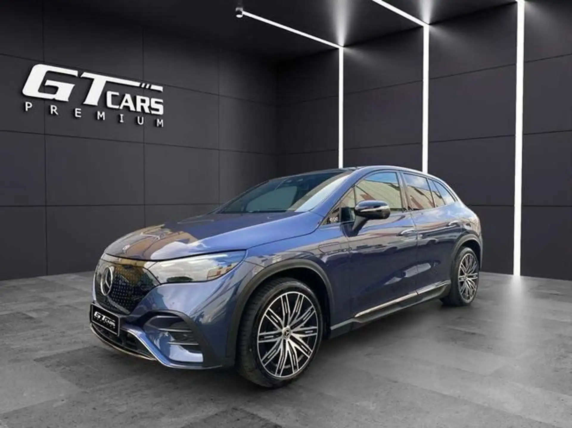 Mercedes-Benz EQE EQE 43 AMG 2024 건메탈 사진 1