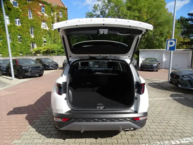 Hyundai Tucson view 5