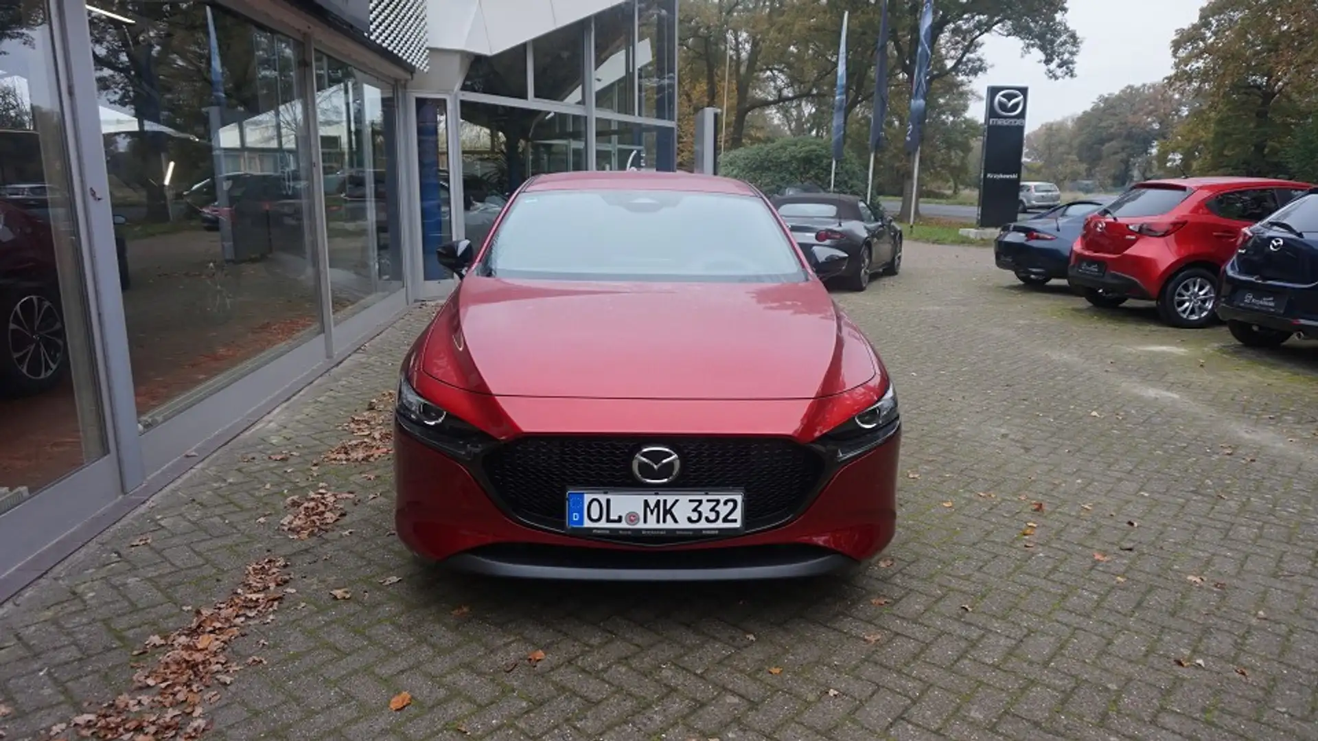 Mazda 3 2.5L e-SKYACTIV G 140ps Rot - 2