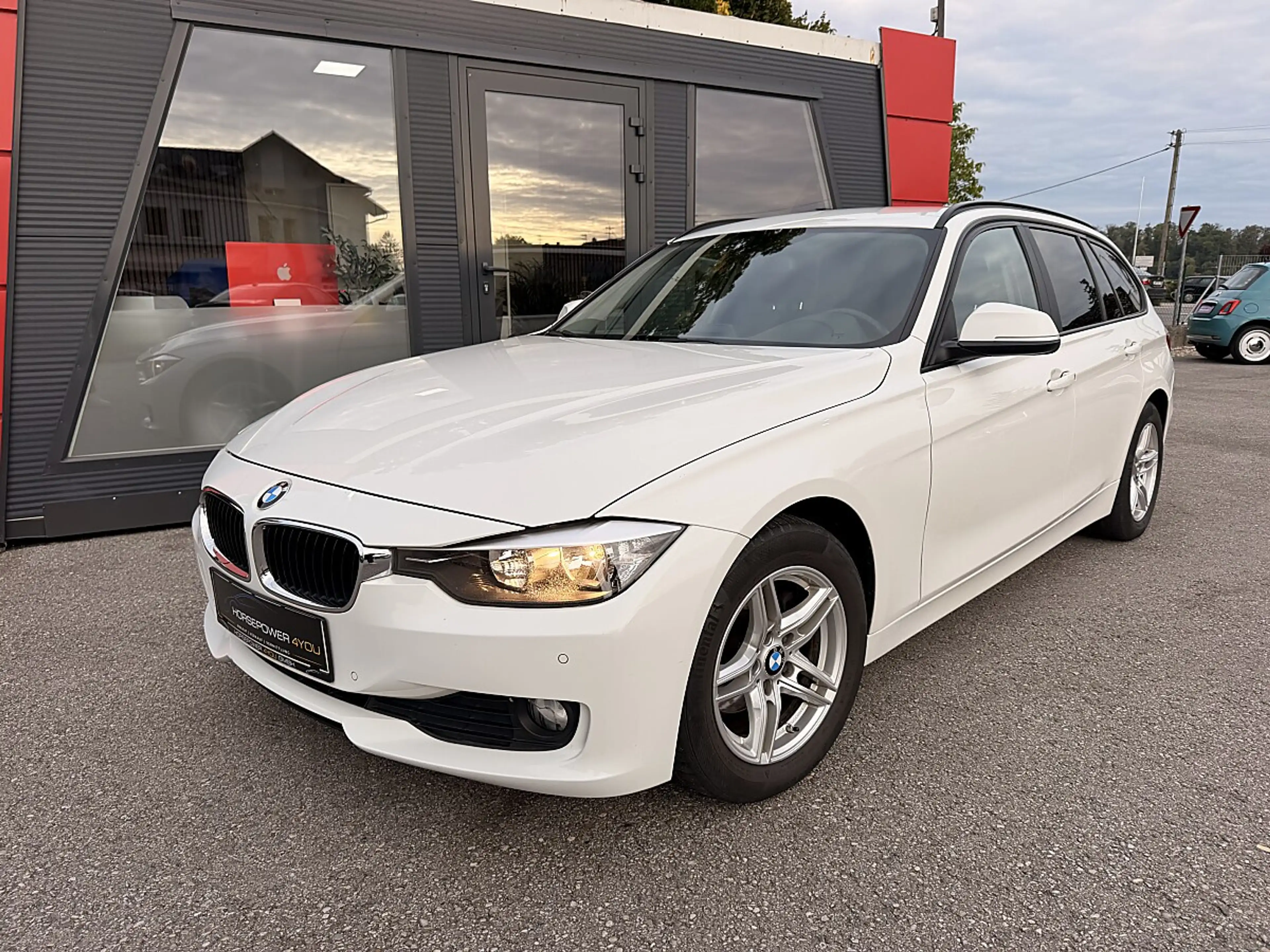 BMW 316 d Touring Aut./PICKERL-NEU/NAVI/TEMPOMAT/PDC — photo 3