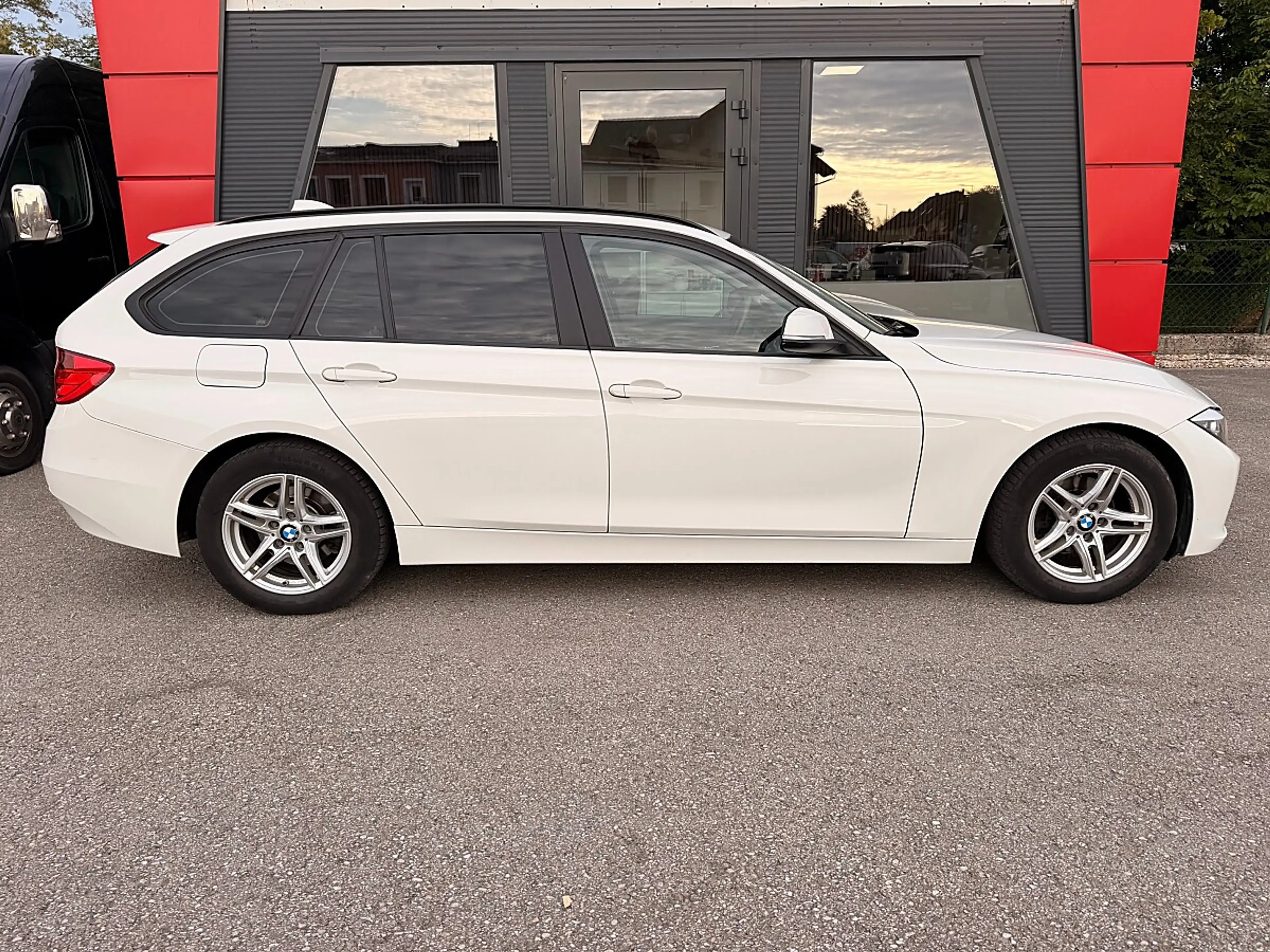 BMW 316 d Touring Aut./PICKERL-NEU/NAVI/TEMPOMAT/PDC — photo 10