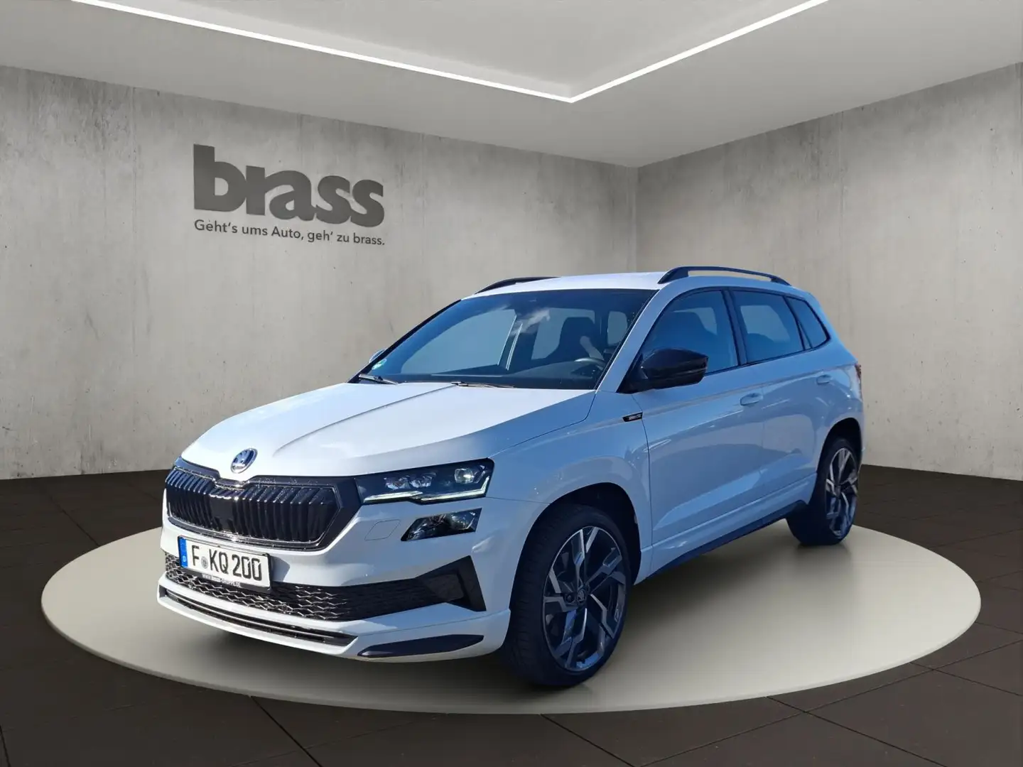 Skoda Karoq Sportline 1,5 TSI 110 kW 7-Gang-DSG Weiß - 1