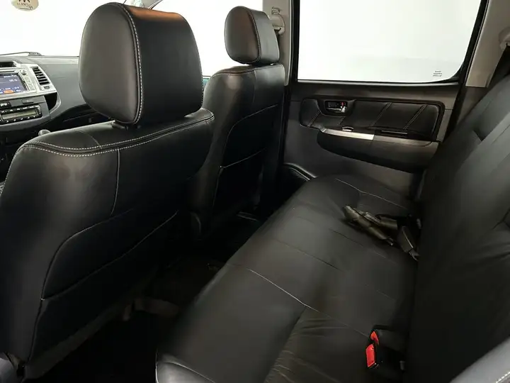 Toyota Hilux 2014, foto 17