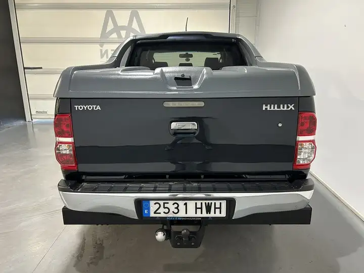 Toyota Hilux 2014, foto 9