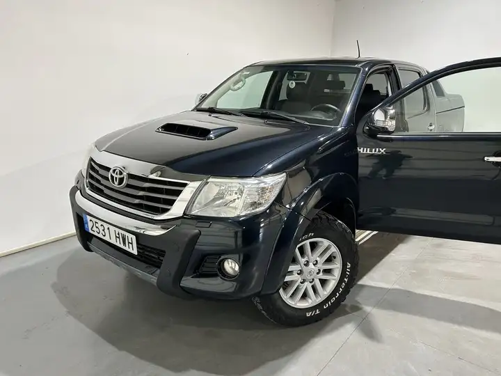 Toyota Hilux 2014, foto 3